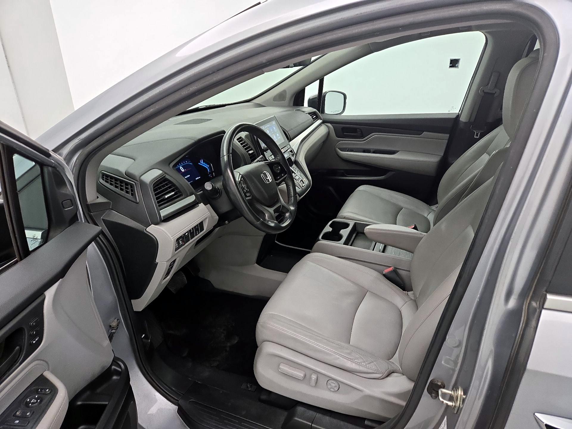Thumbnail: 2019 Honda Odyssey - 11