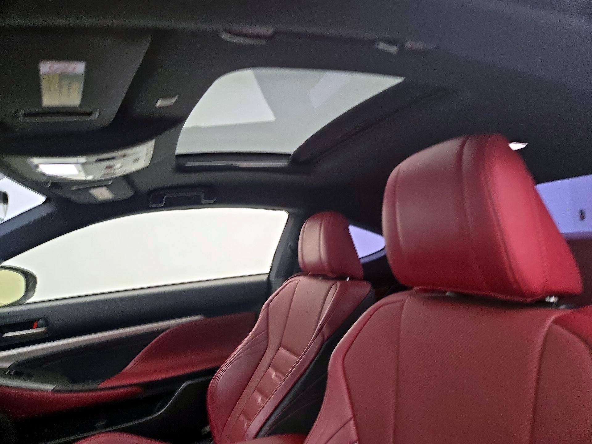 Thumbnail: 2018 Lexus RC - 20