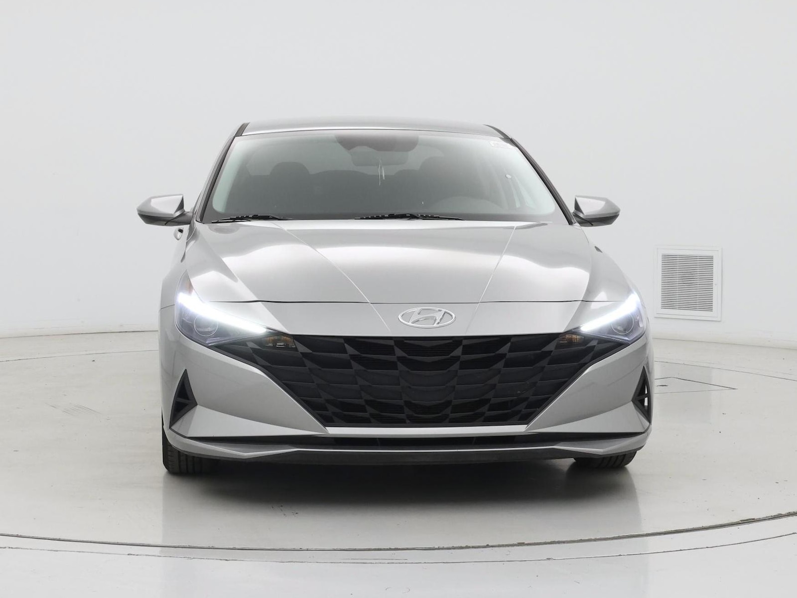 2021 Hyundai Elantra SE - Photo 6