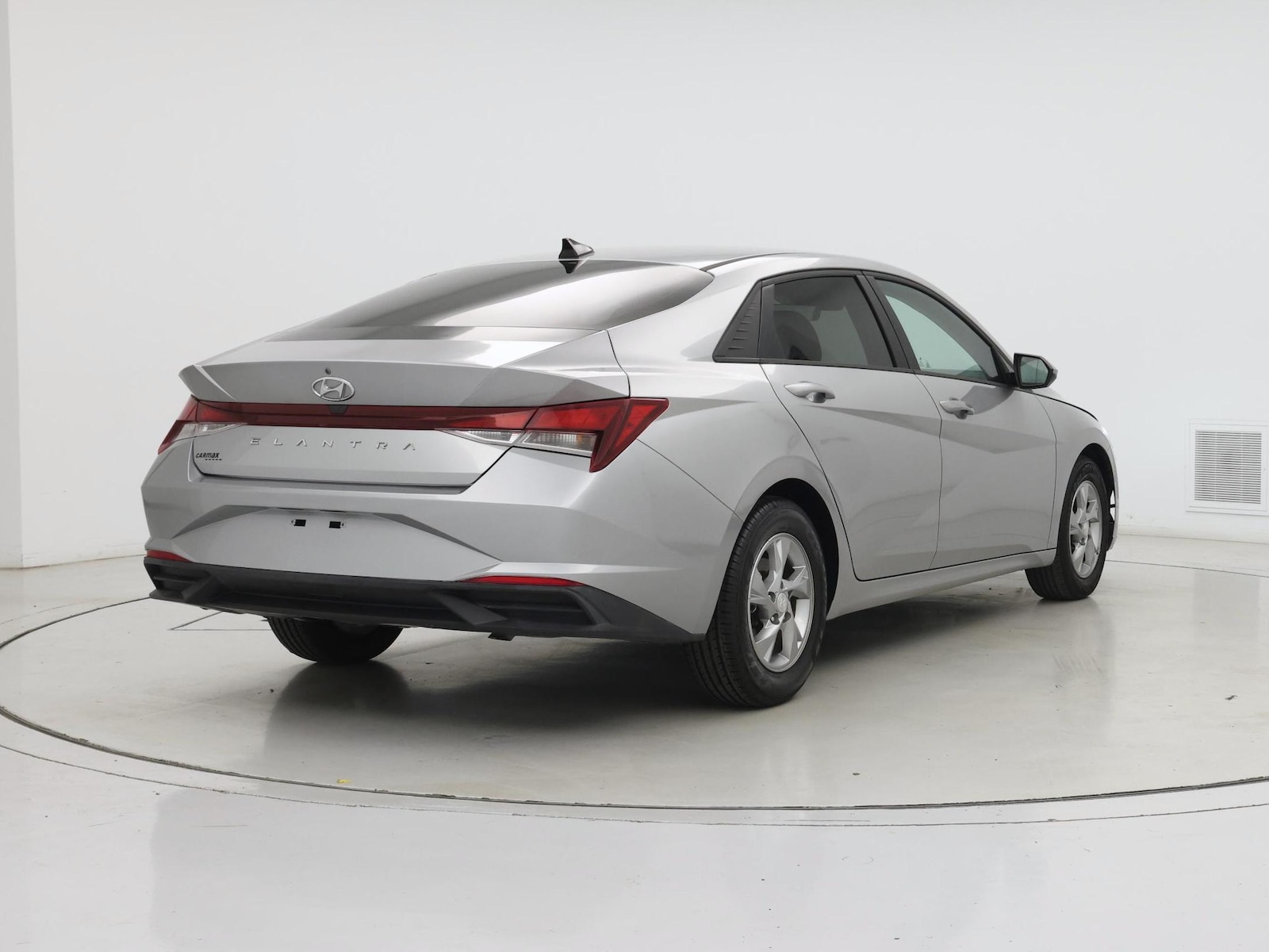 2021 Hyundai Elantra SE - Photo 9
