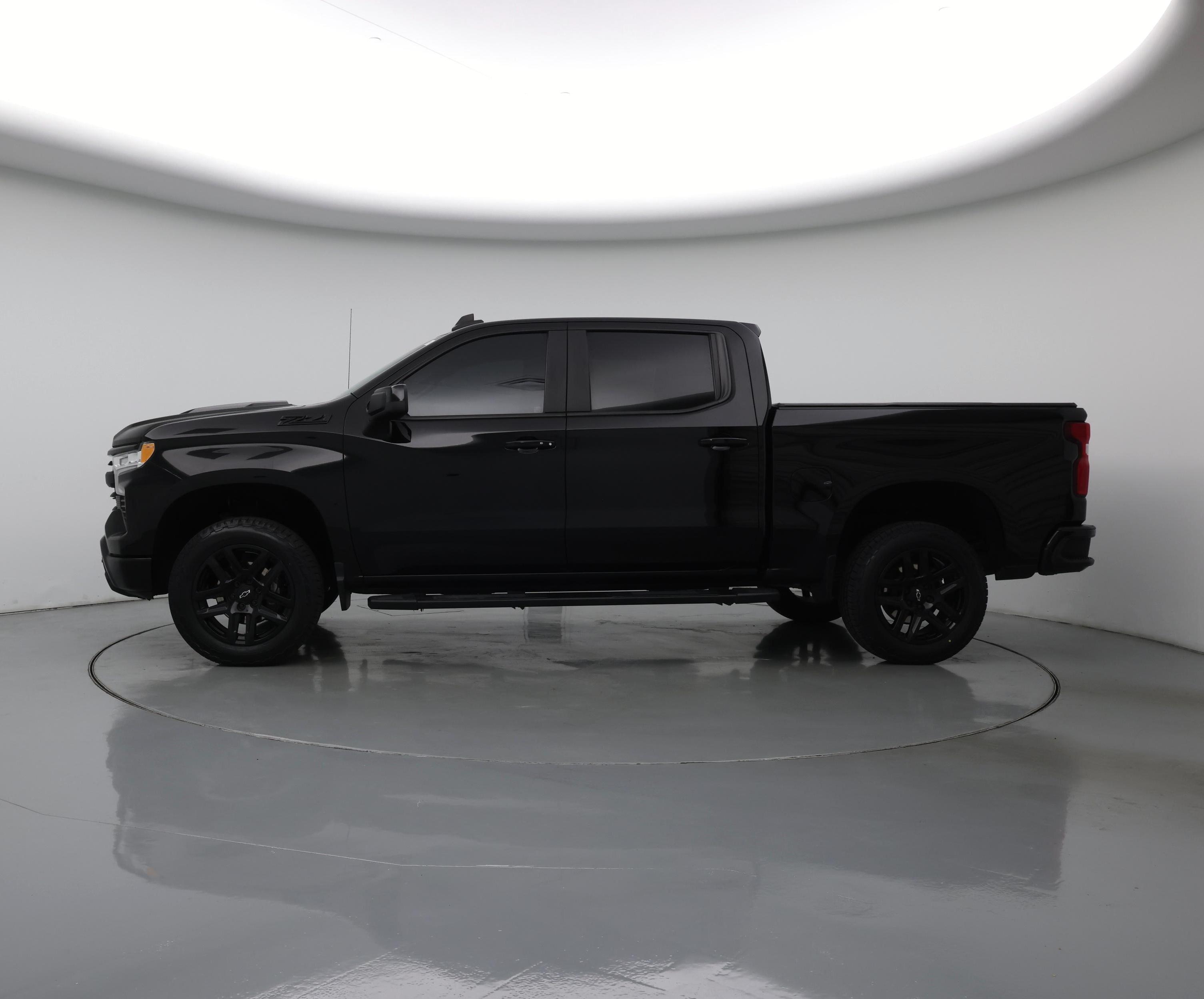 Thumbnail: 2023 Chevrolet Silverado 1500 - 3