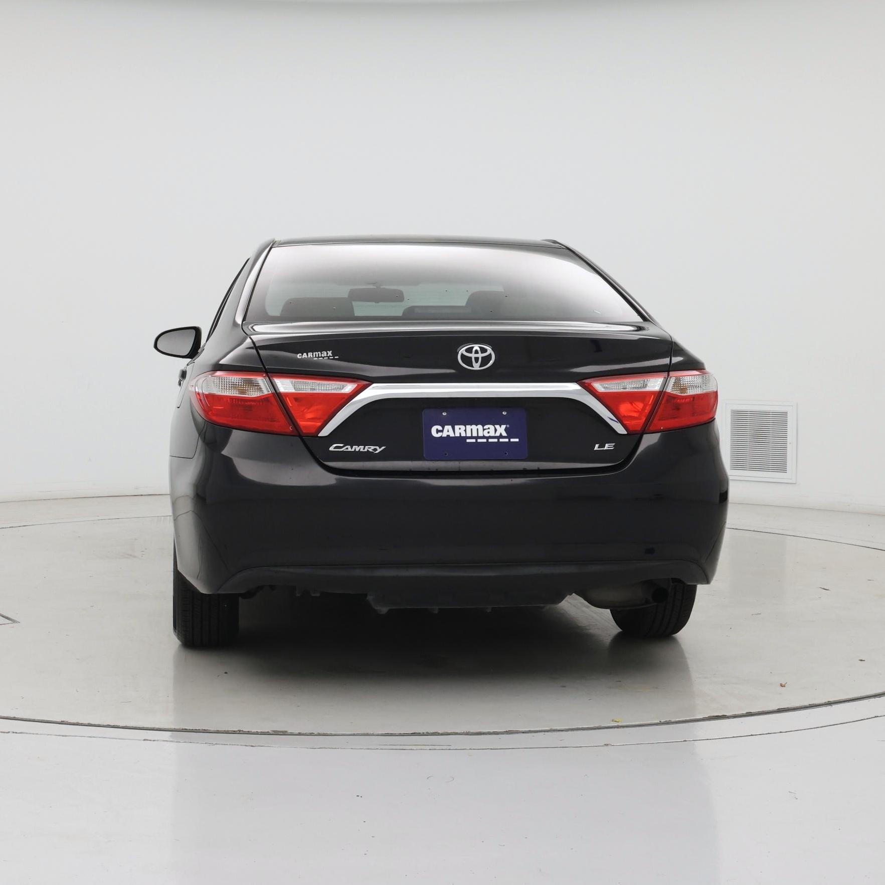 Thumbnail: 2017 Toyota Camry - 6