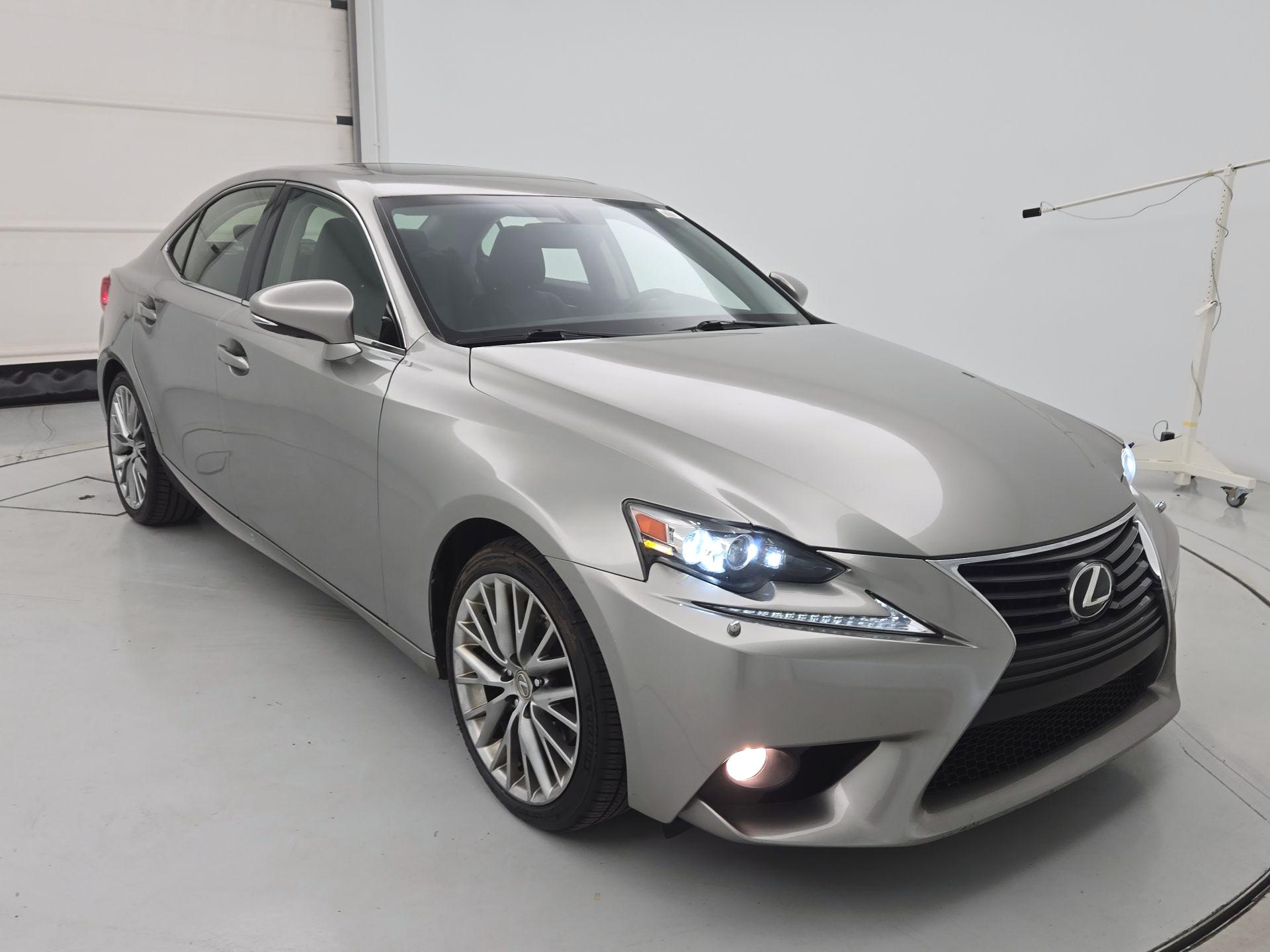 Thumbnail: 2014 Lexus IS - 1