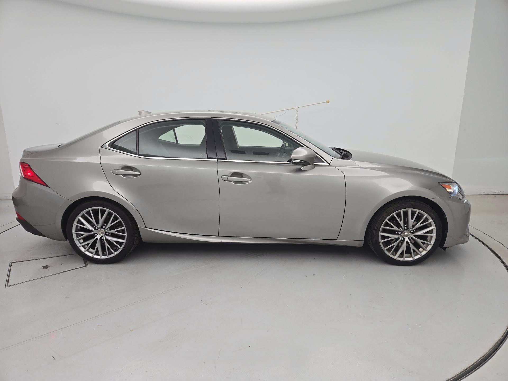 Thumbnail: 2014 Lexus IS - 4