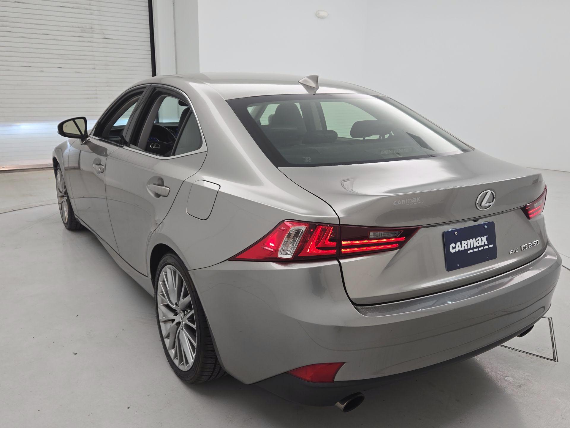 Thumbnail: 2014 Lexus IS - 7