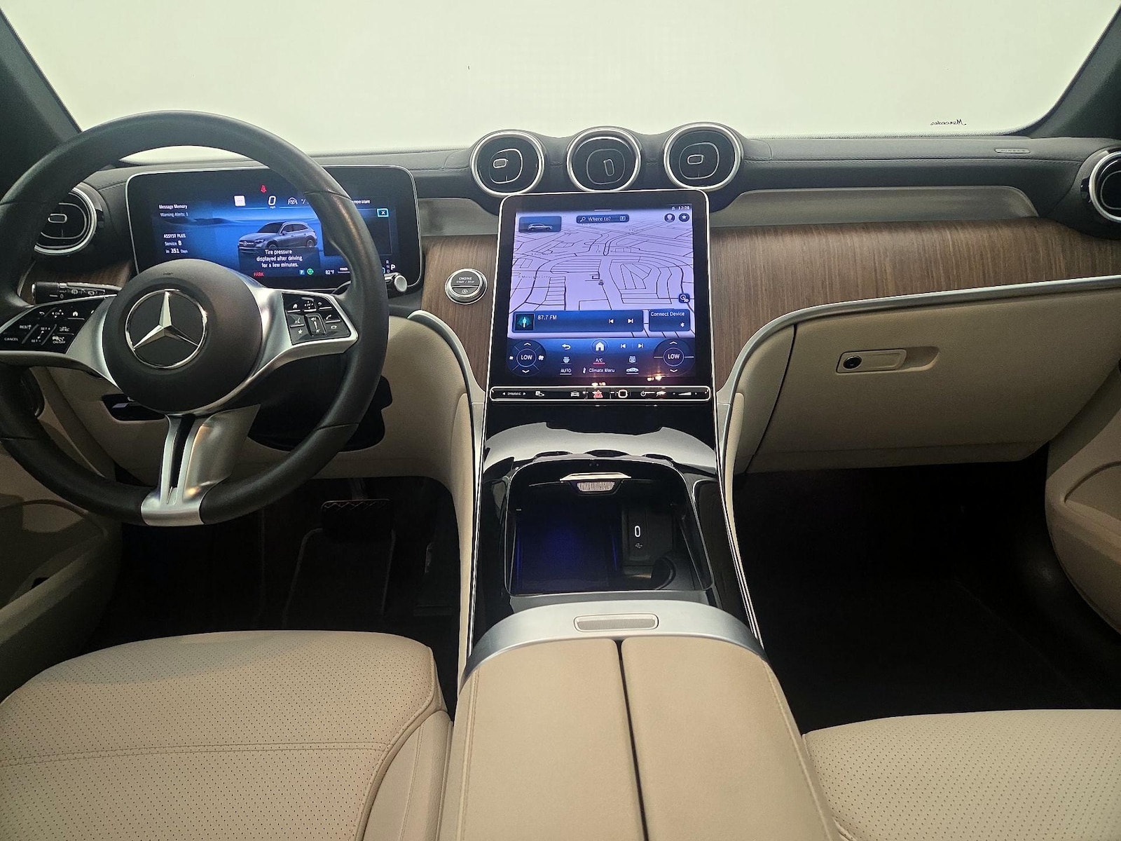 2024 Mercedes-Benz GLC GLC300 - Photo 10