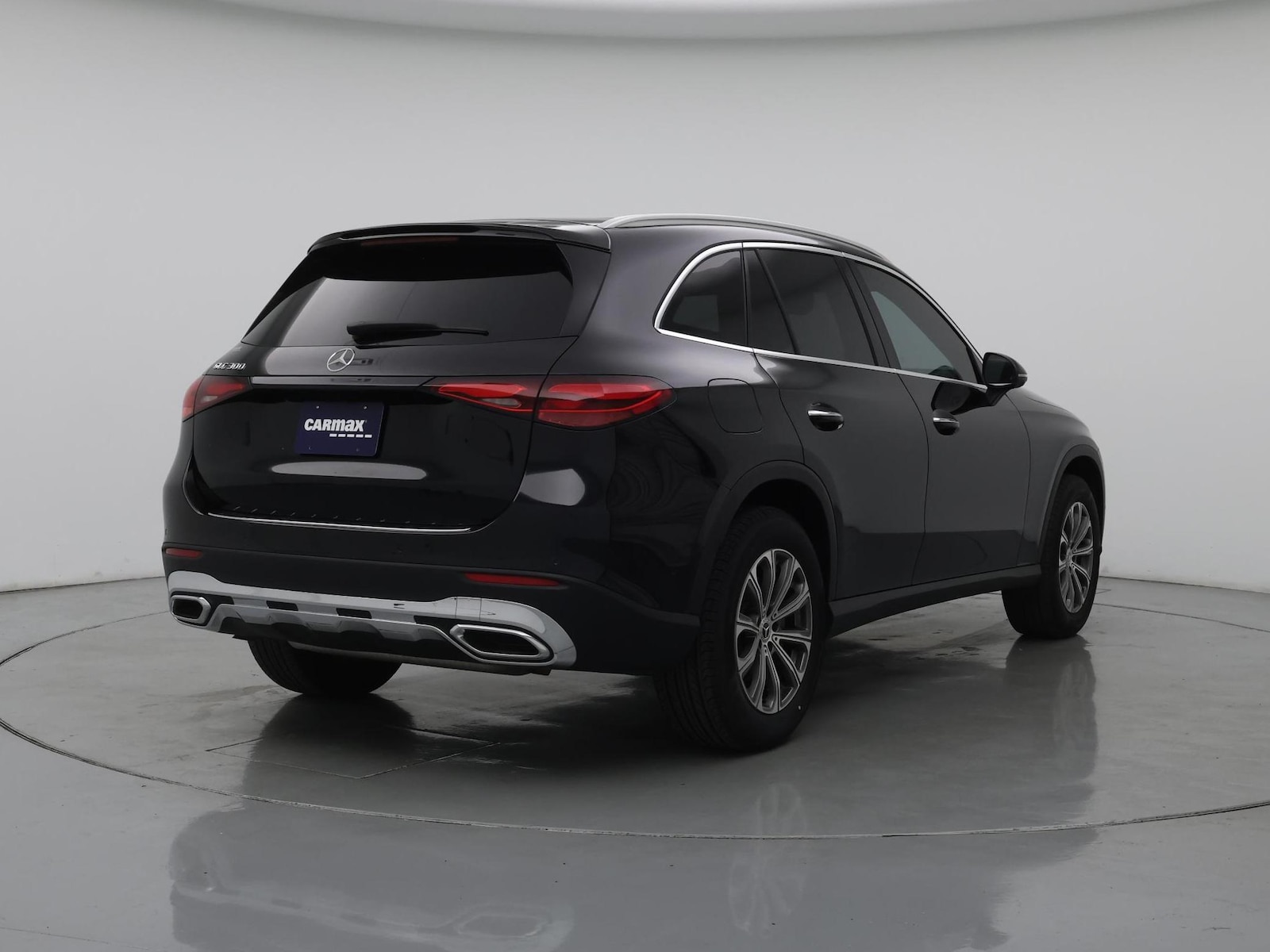 2024 Mercedes-Benz GLC GLC300 - Photo 9
