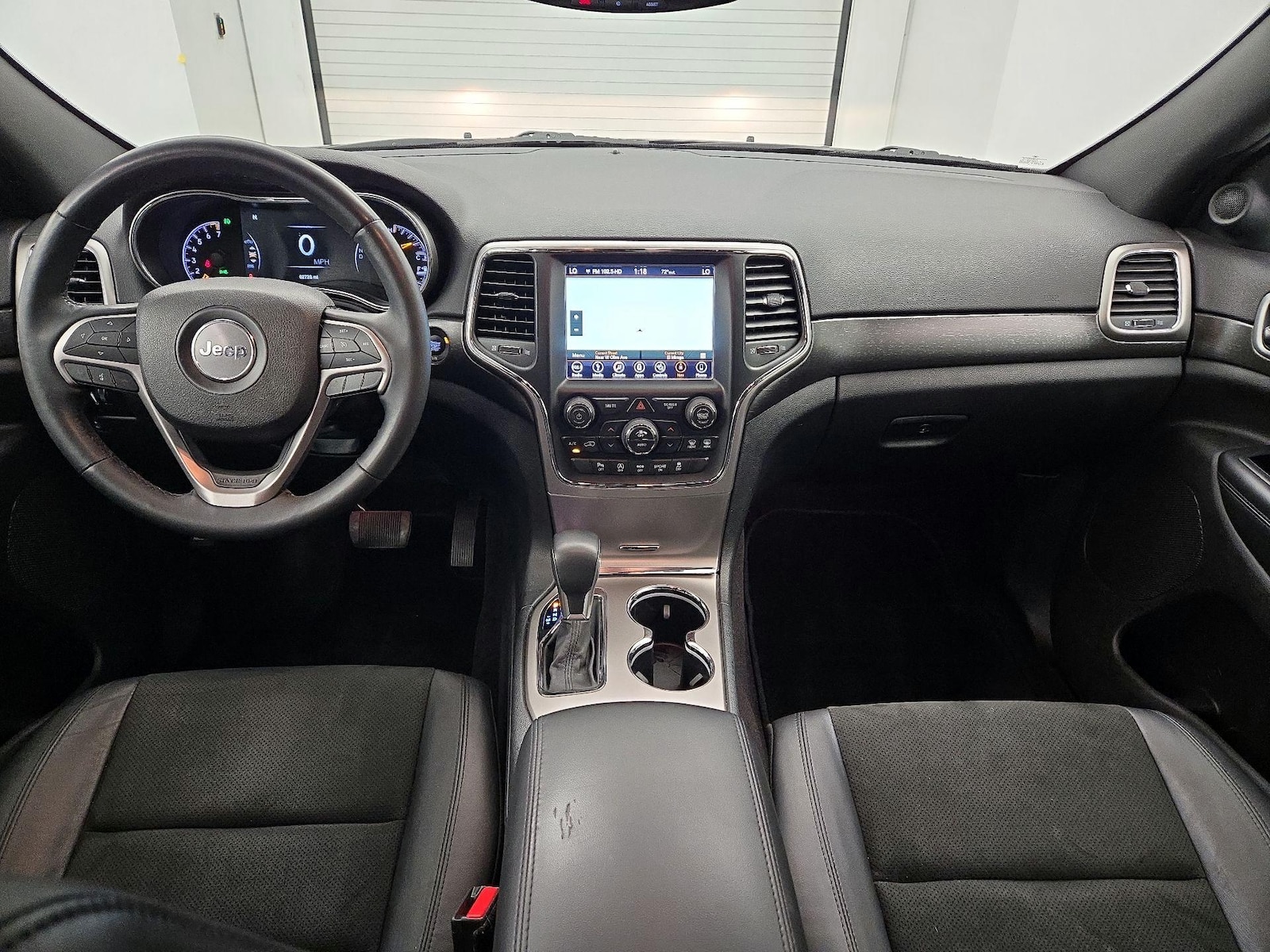 2018 Jeep Grand Cherokee Altitude - Photo 10