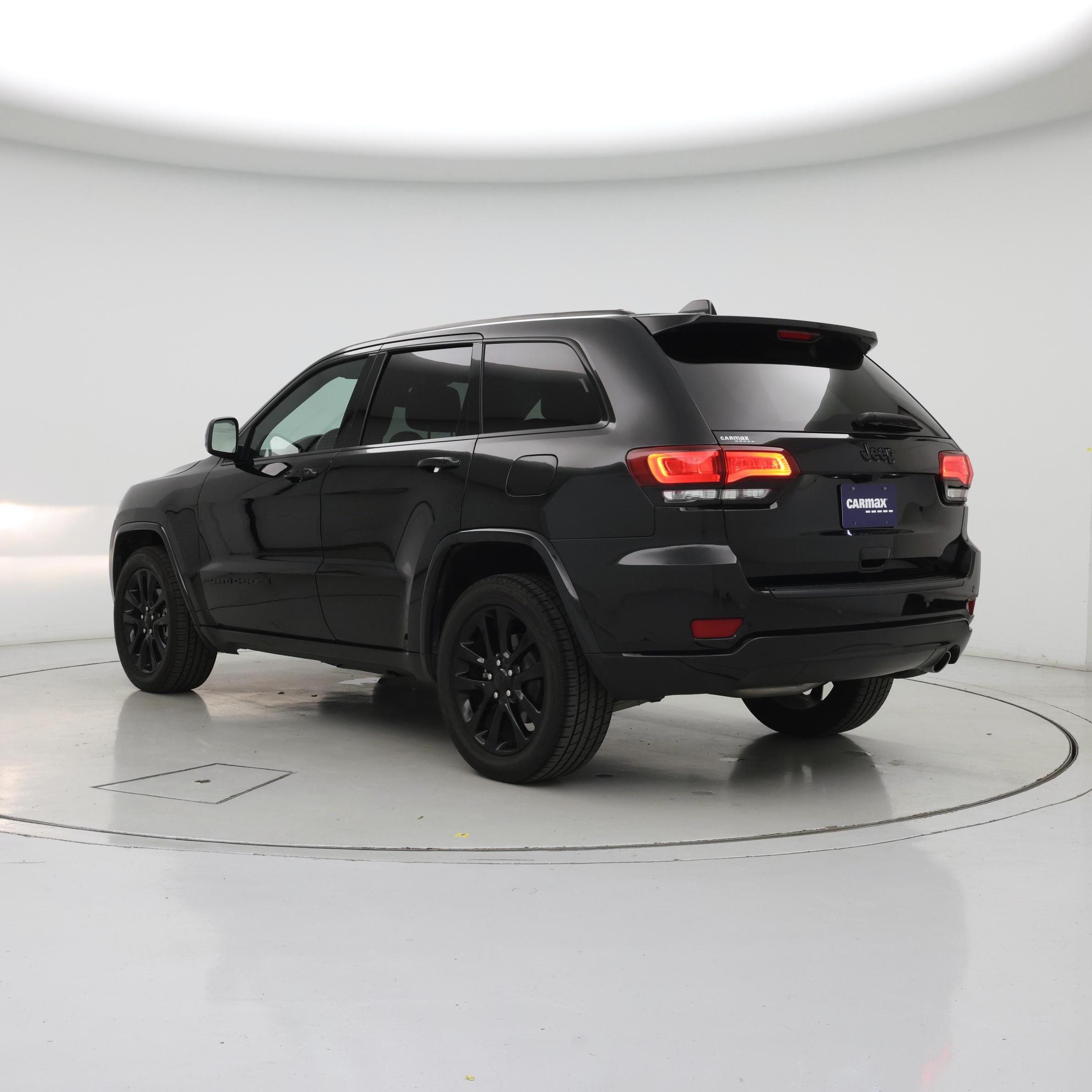Thumbnail: 2018 Jeep Grand Cherokee - 2