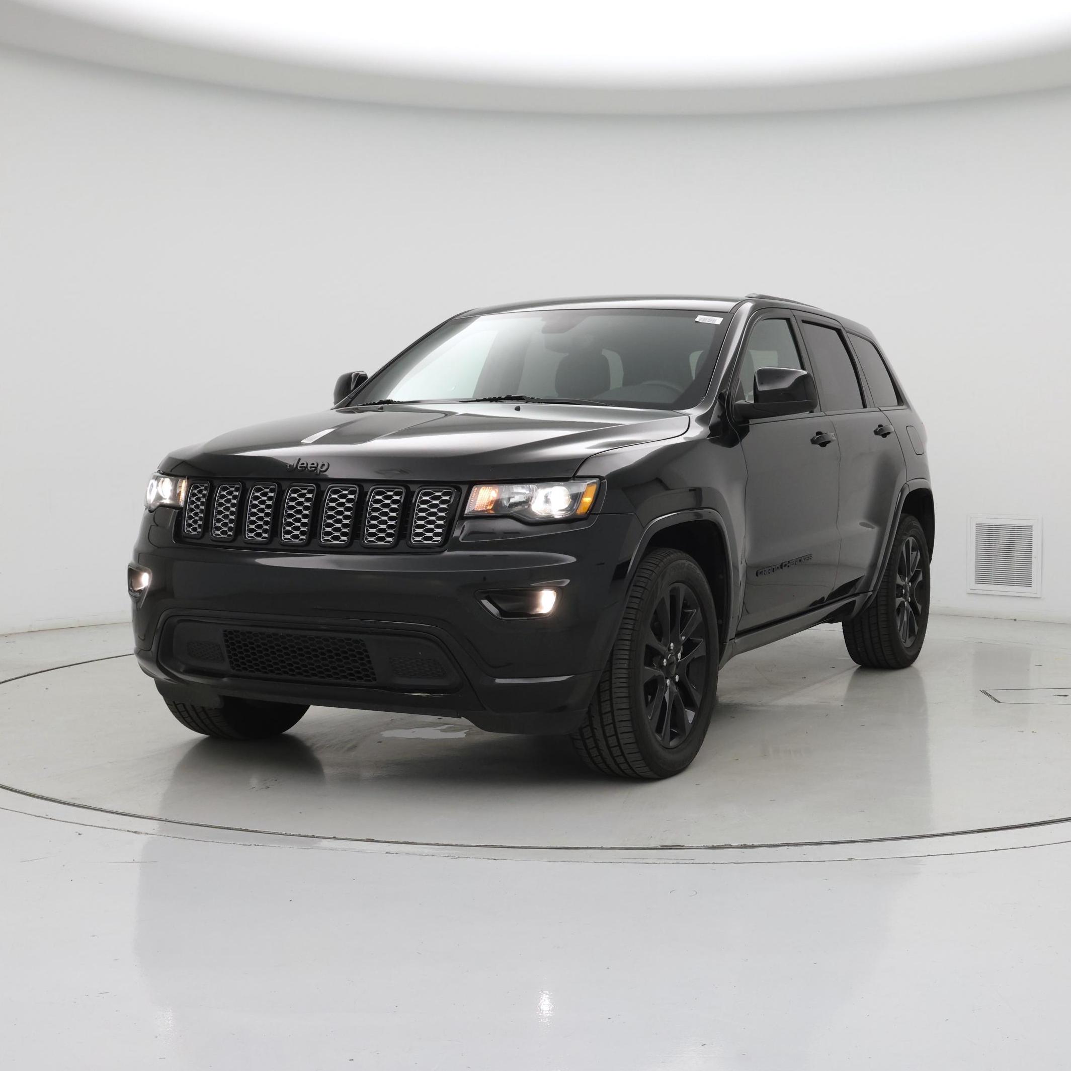 Thumbnail: 2018 Jeep Grand Cherokee - 4