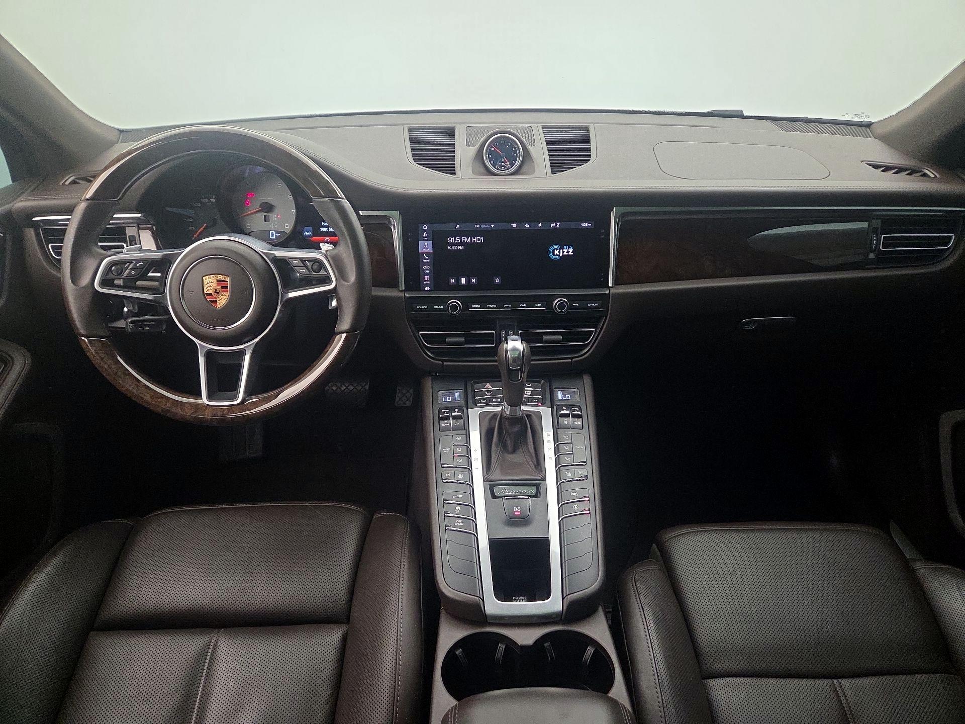 Thumbnail: 2020 Porsche Macan - 9