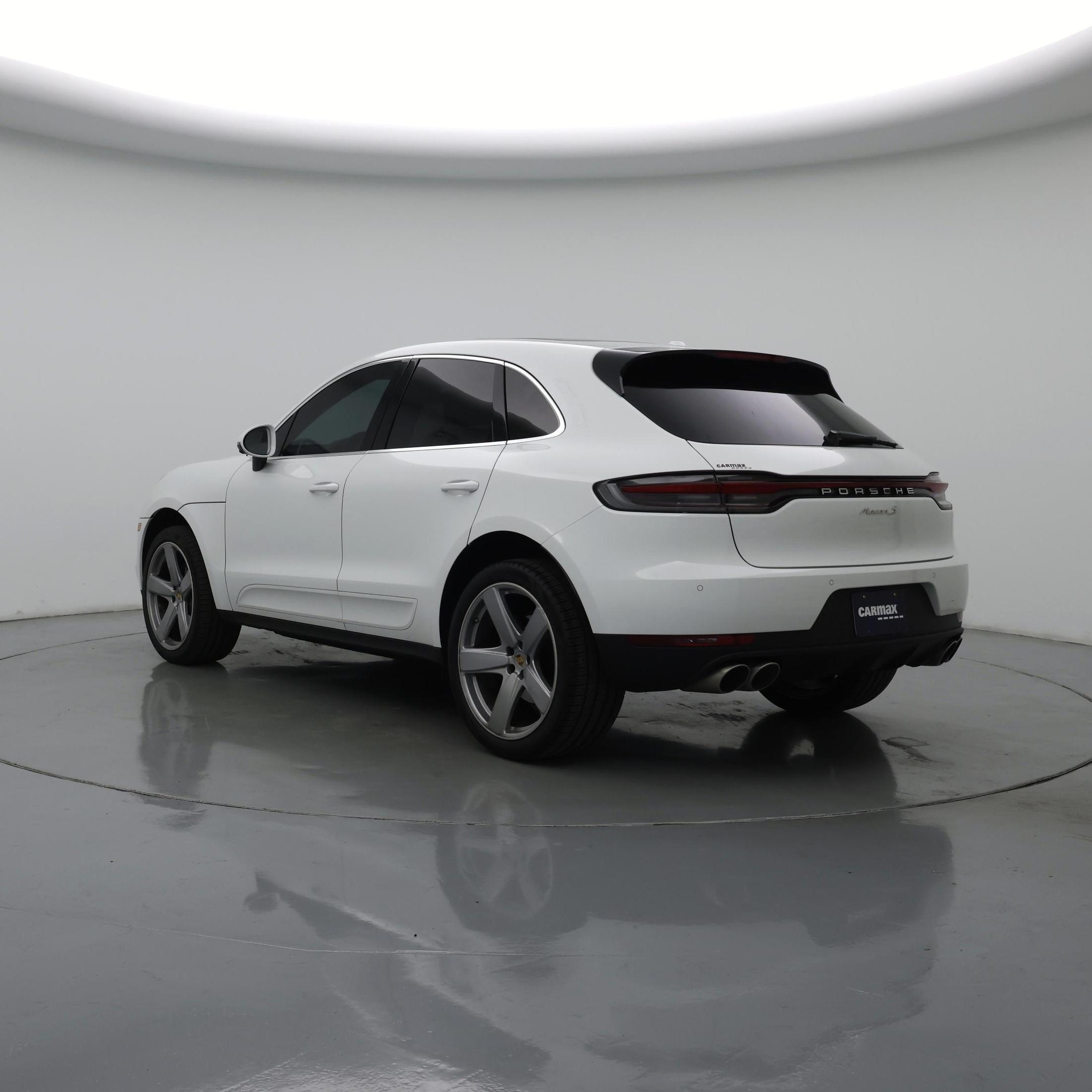 Thumbnail: 2020 Porsche Macan - 2