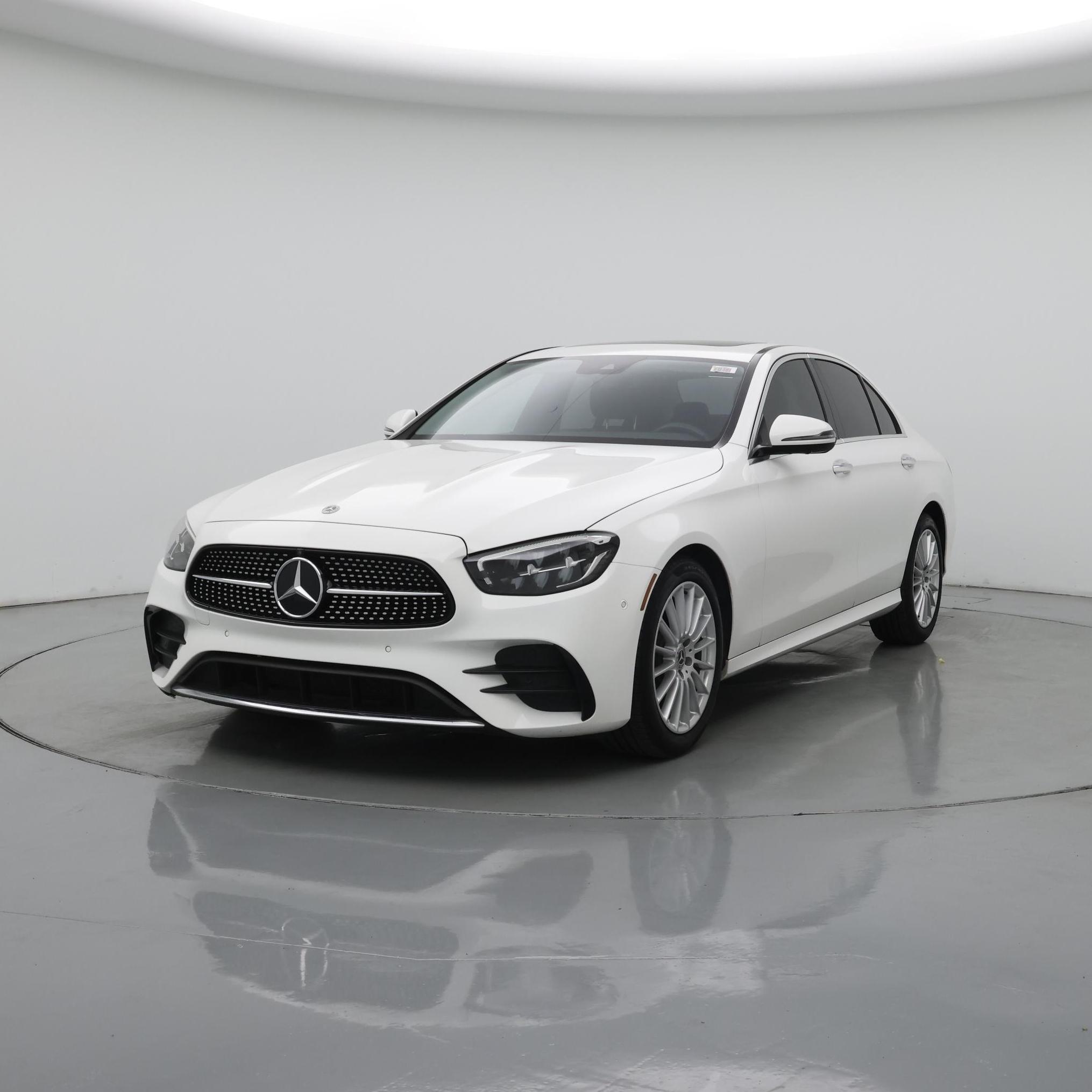 Thumbnail: 2022 Mercedes-Benz E-Class - 4