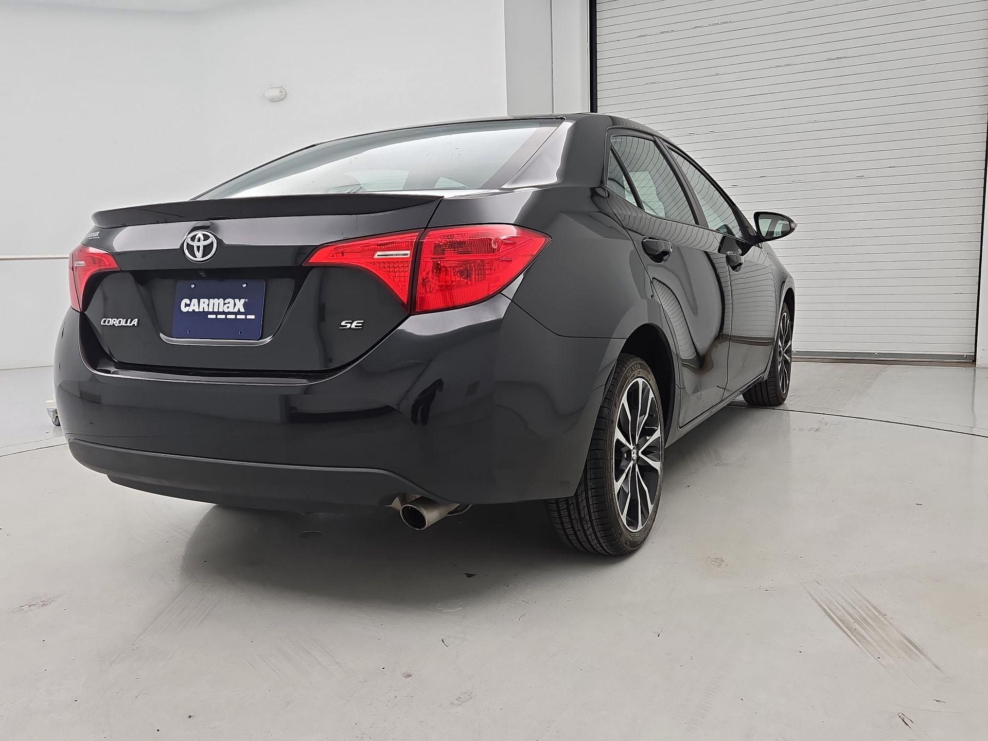 Thumbnail: 2017 Toyota Corolla - 5