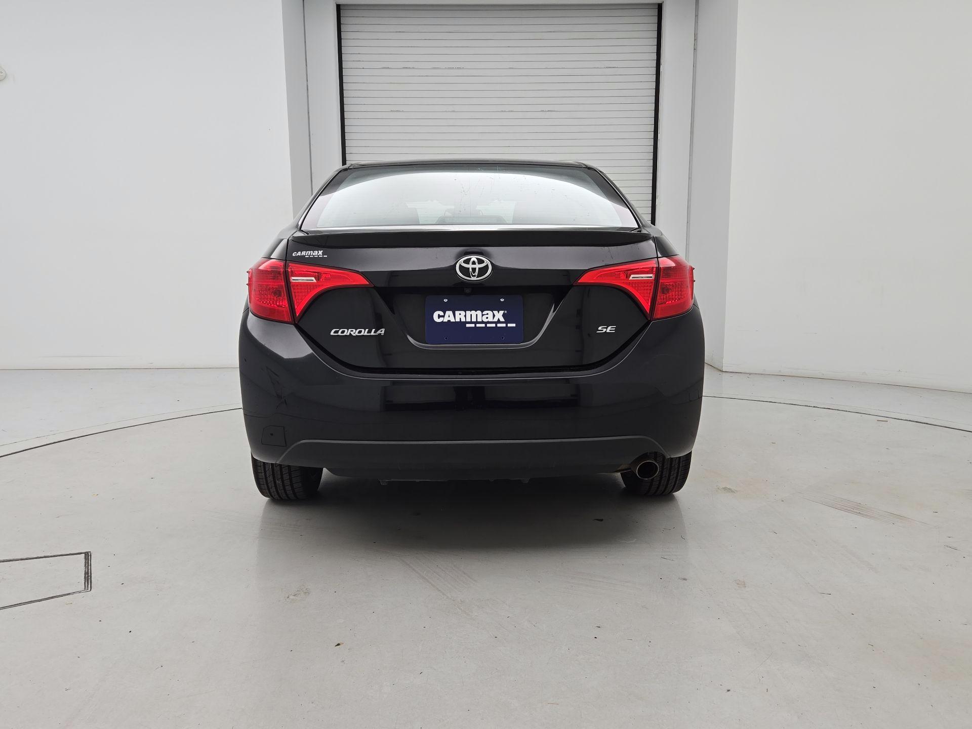 Thumbnail: 2017 Toyota Corolla - 6