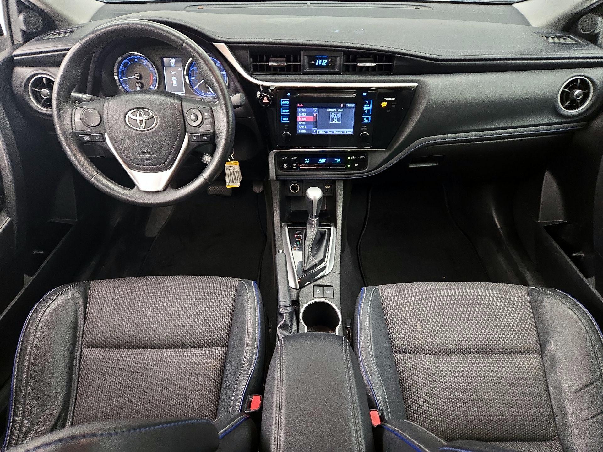 Thumbnail: 2017 Toyota Corolla - 8
