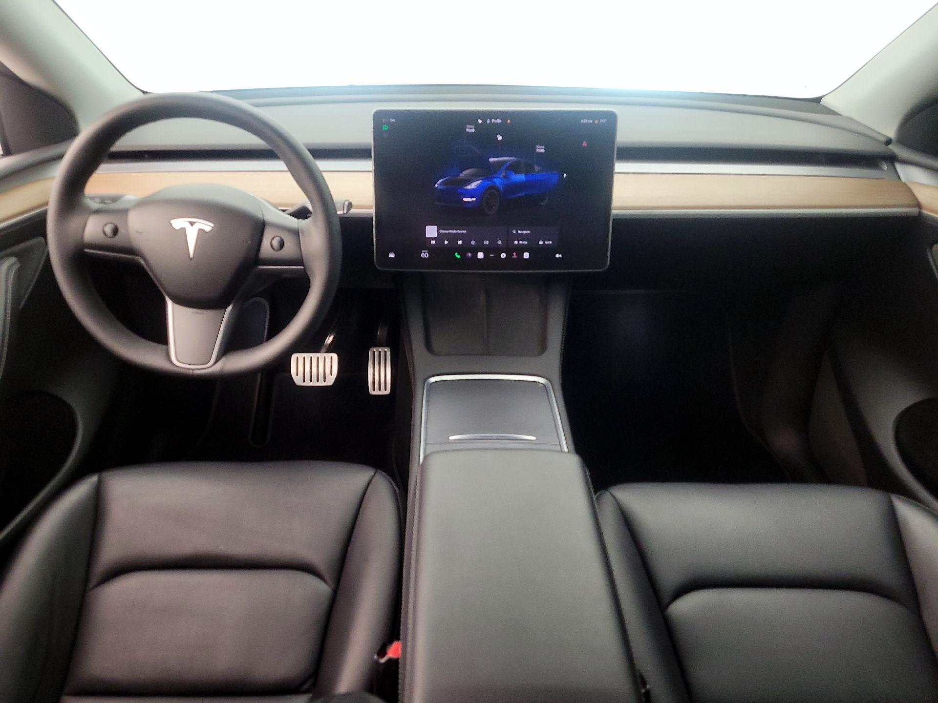 Thumbnail: 2023 Tesla Model Y - 9