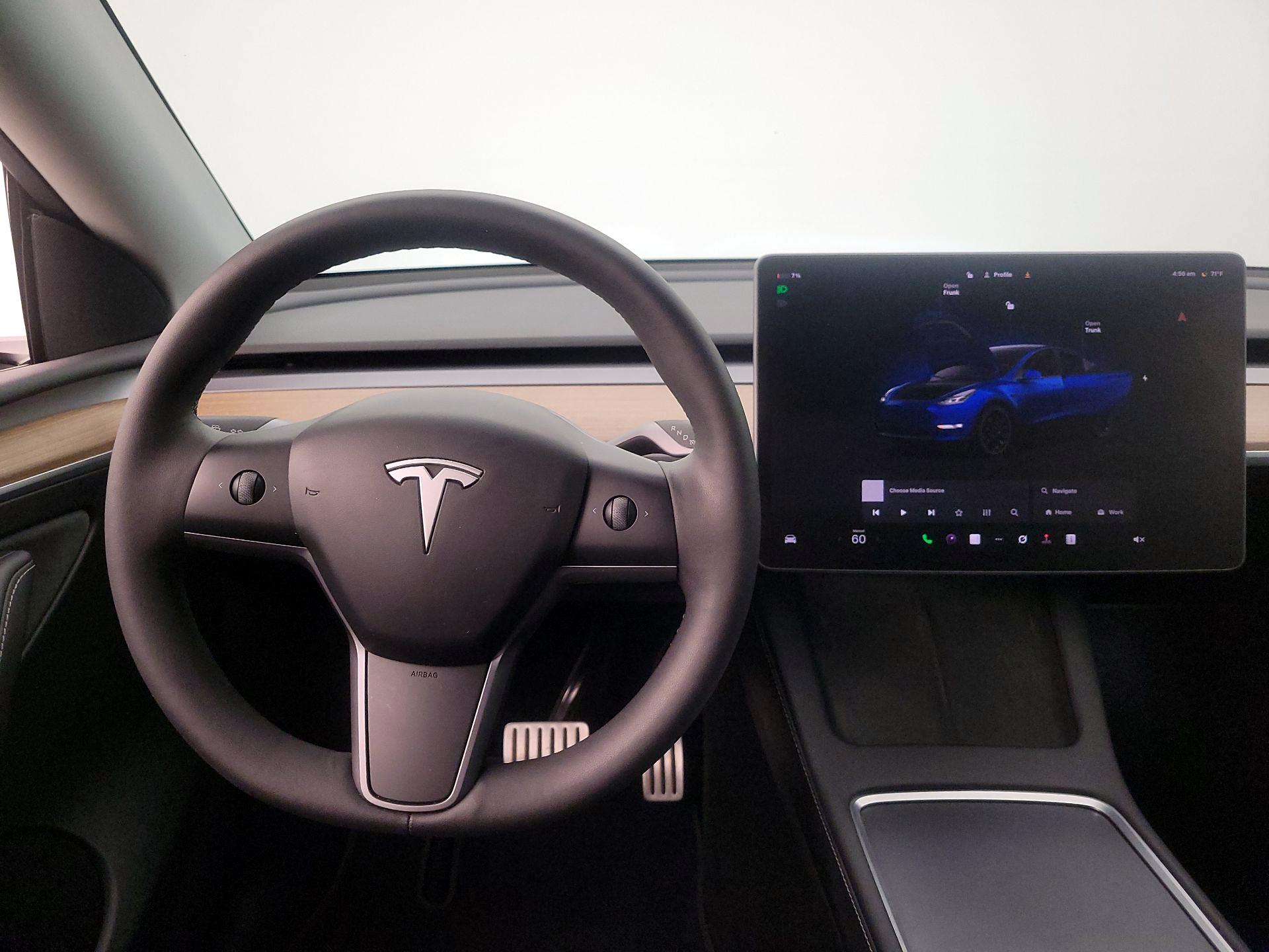 Thumbnail: 2023 Tesla Model Y - 10