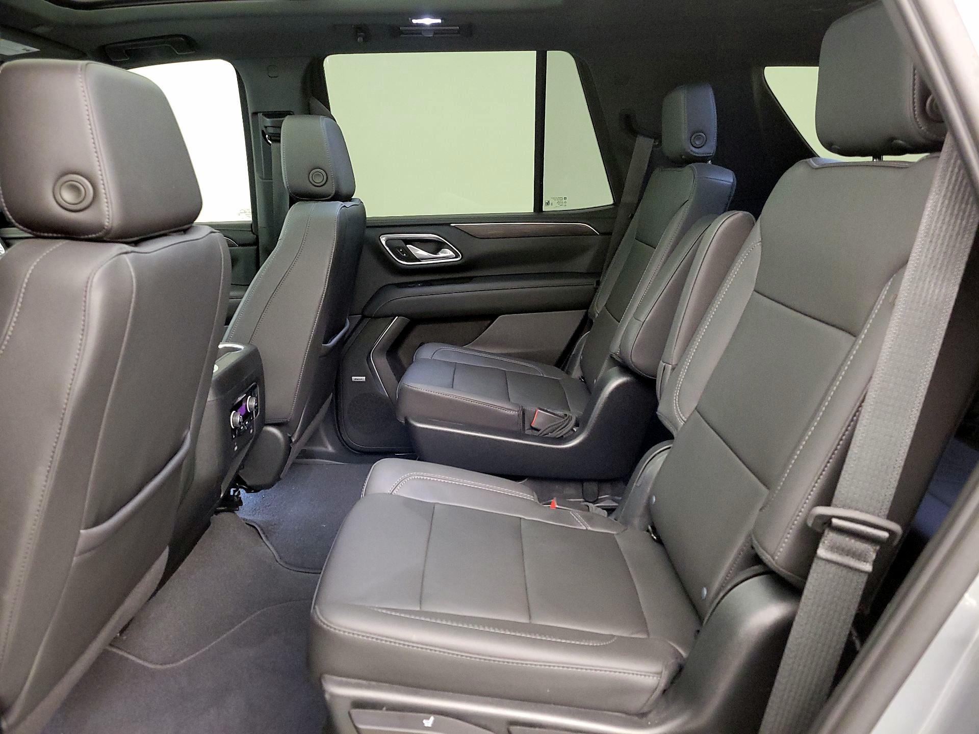 Thumbnail: 2023 Chevrolet Tahoe - 20