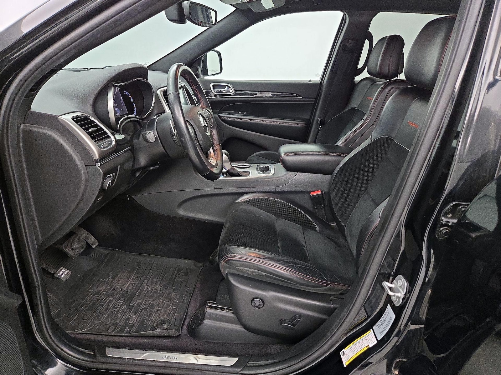 2017 Jeep Grand Cherokee Trailhawk - Photo 12