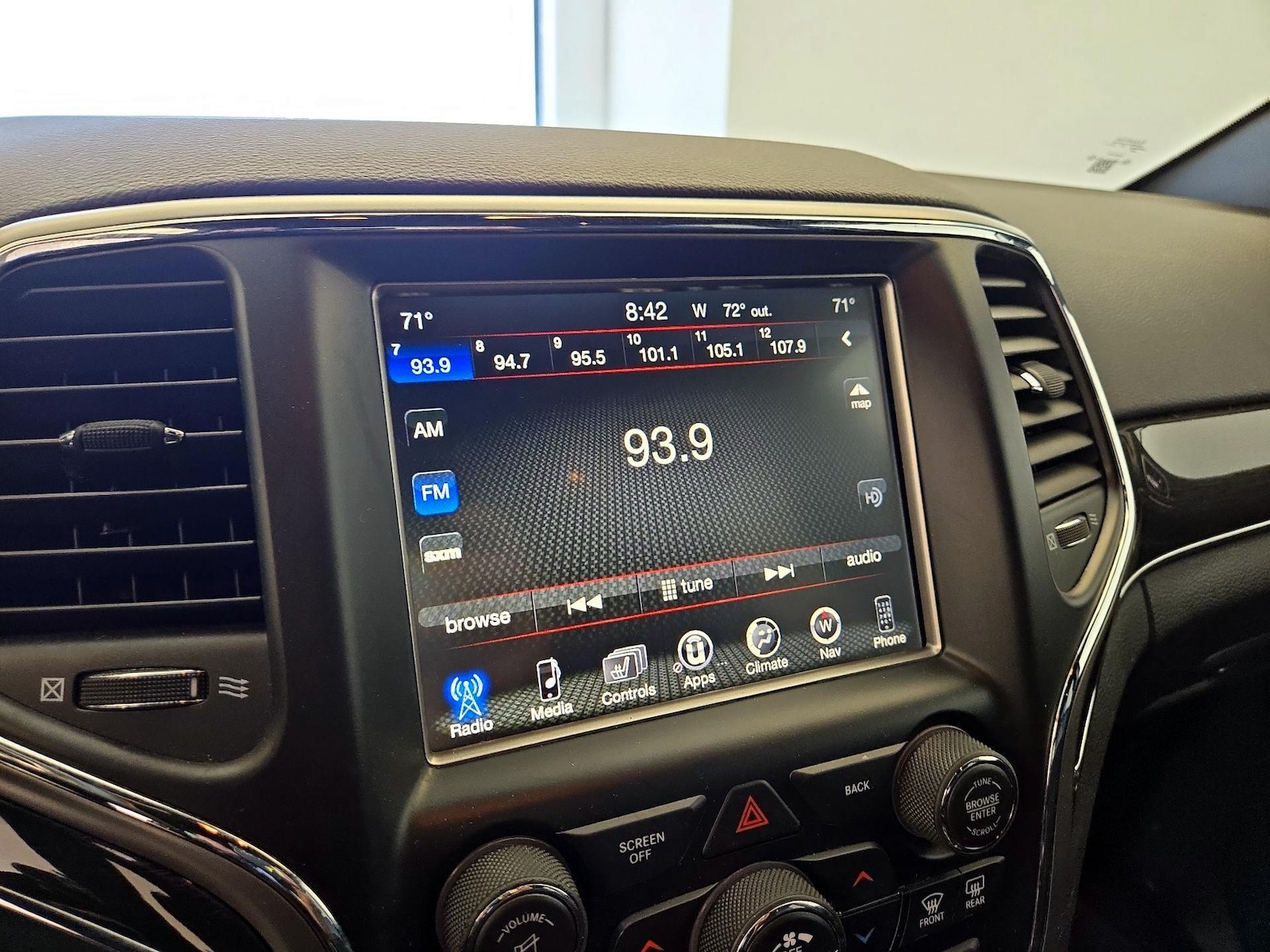 2017 Jeep Grand Cherokee Trailhawk - Photo 17