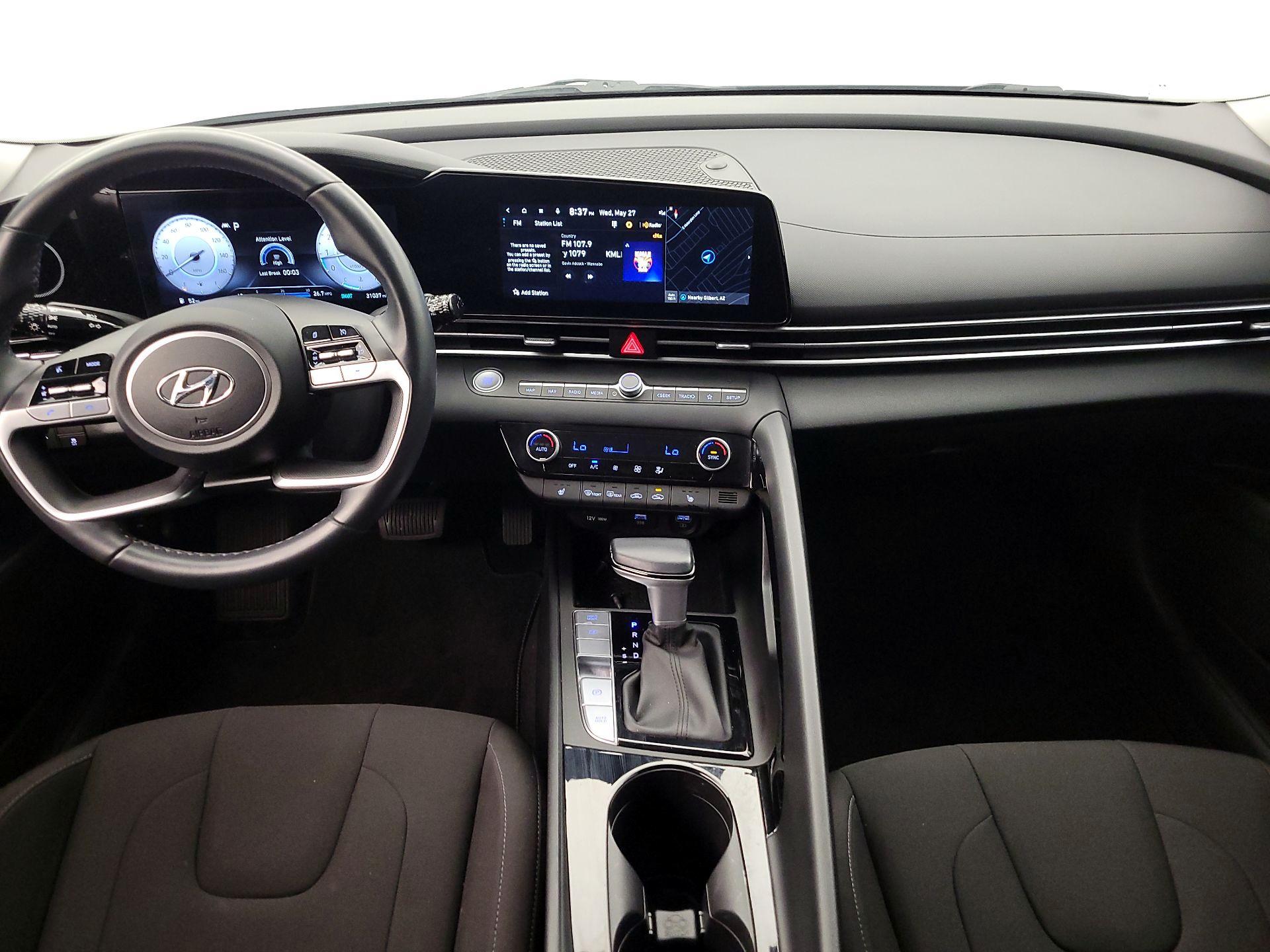Thumbnail: 2023 Hyundai Elantra - 9