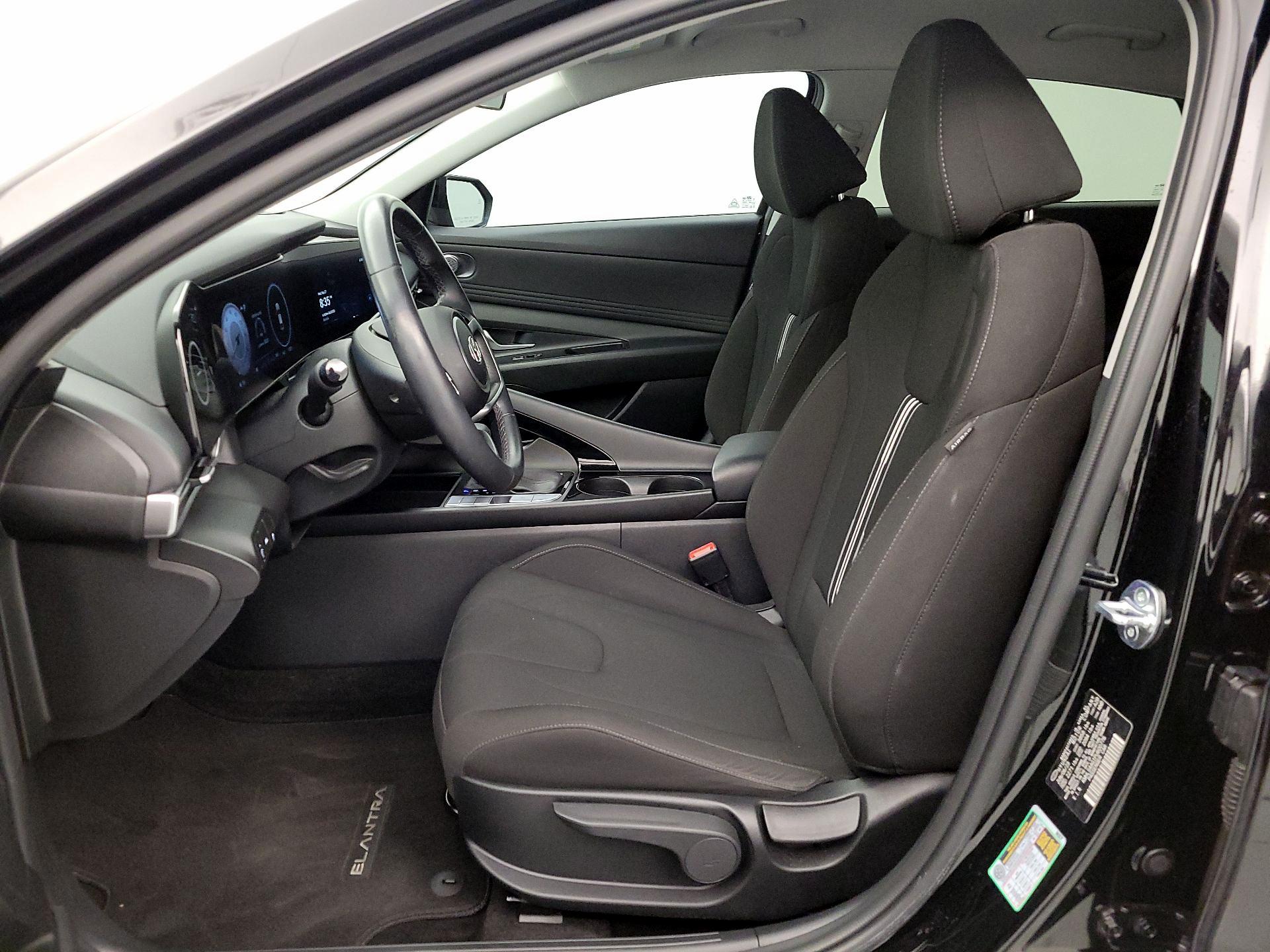 Thumbnail: 2023 Hyundai Elantra - 11