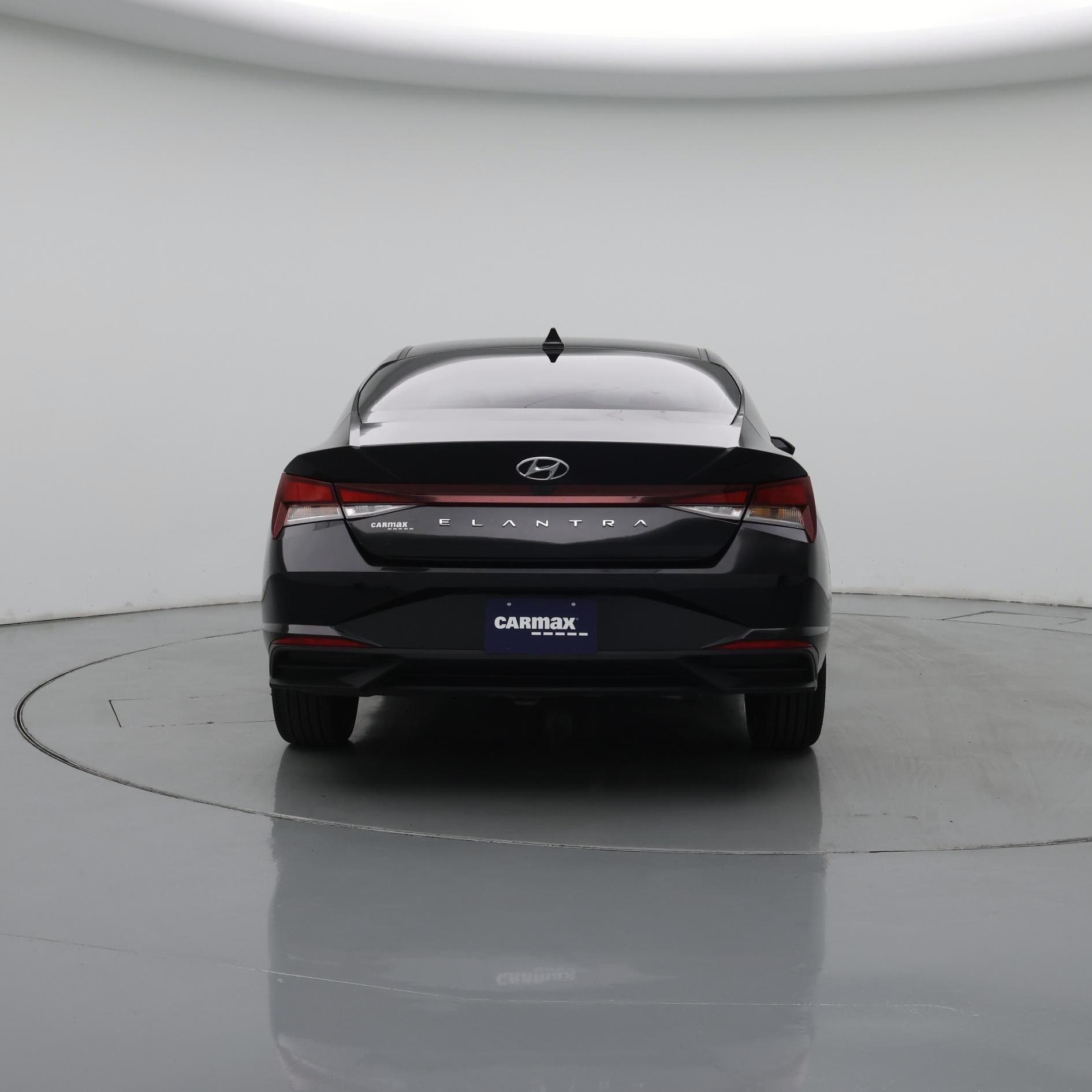 Thumbnail: 2023 Hyundai Elantra - 6