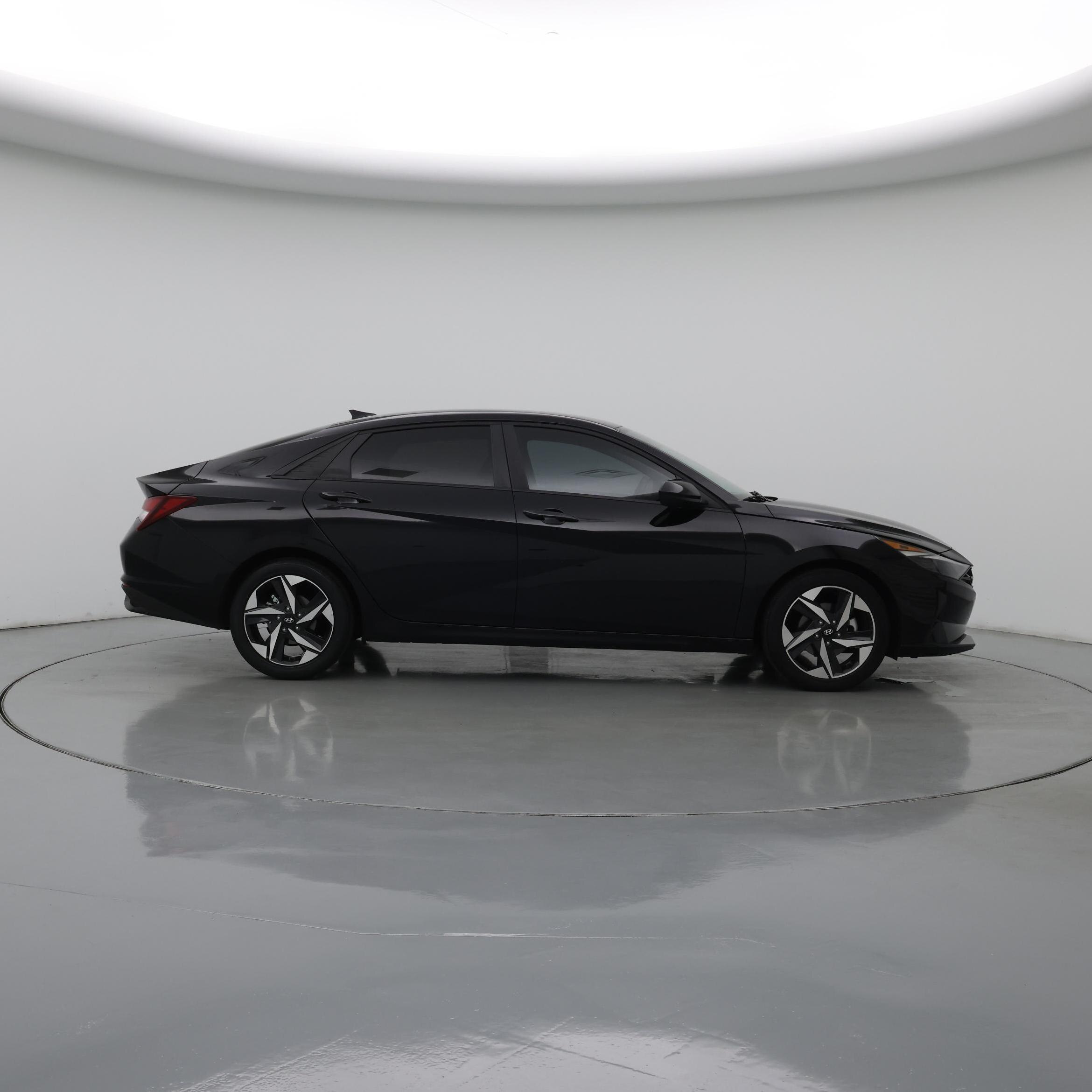 Thumbnail: 2023 Hyundai Elantra - 7