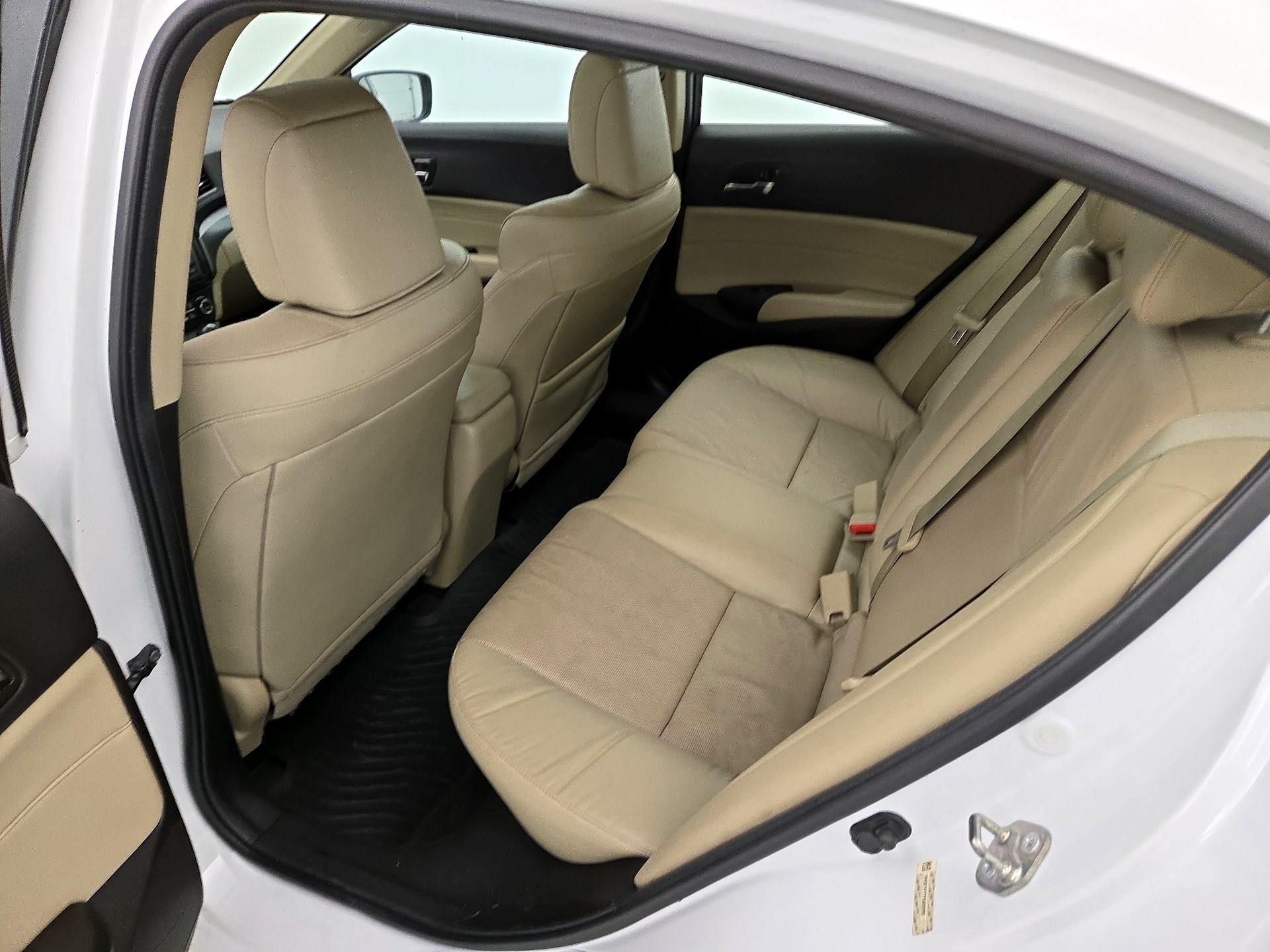 Thumbnail: 2015 Acura ILX - 20