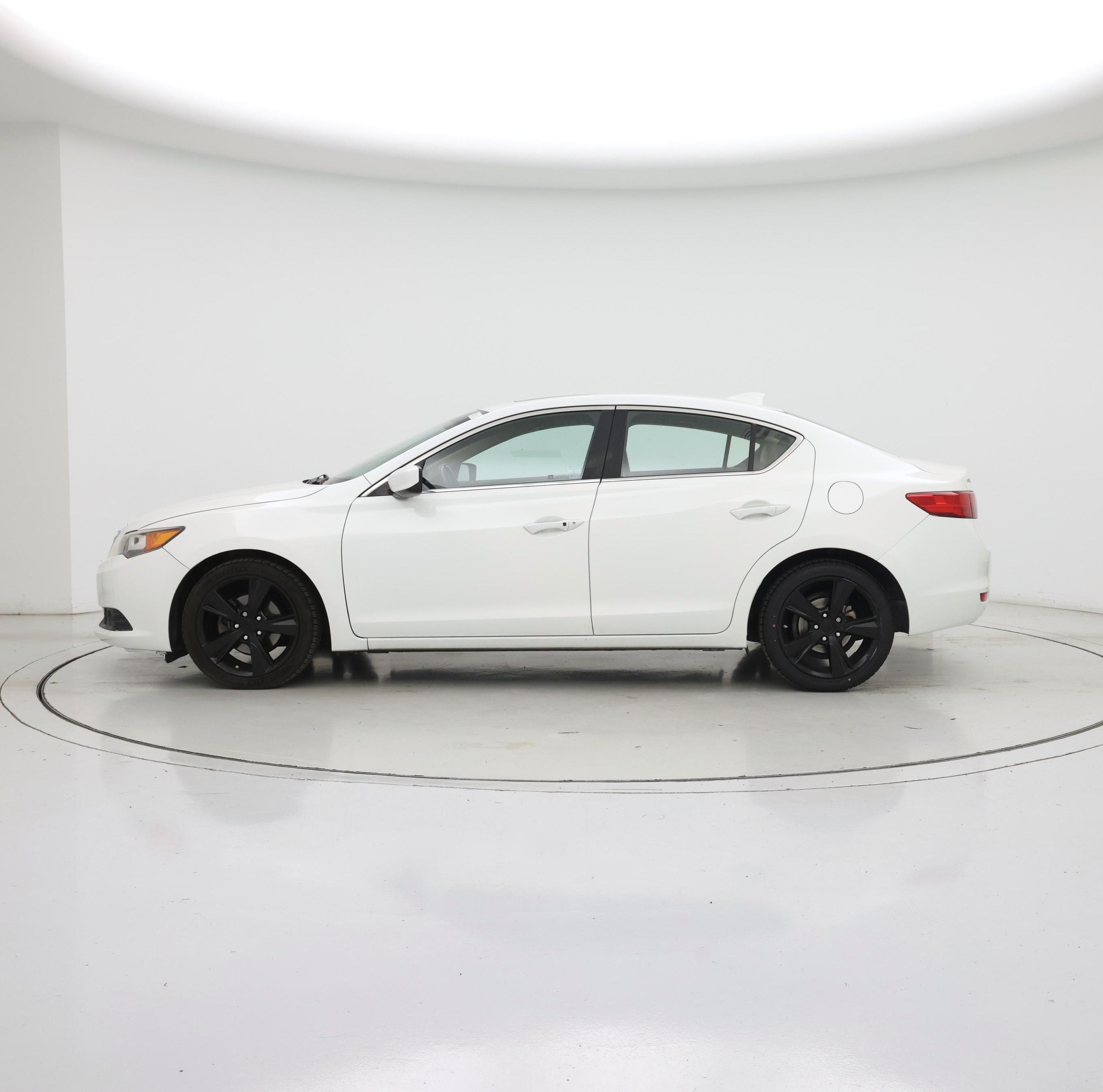 Thumbnail: 2015 Acura ILX - 3