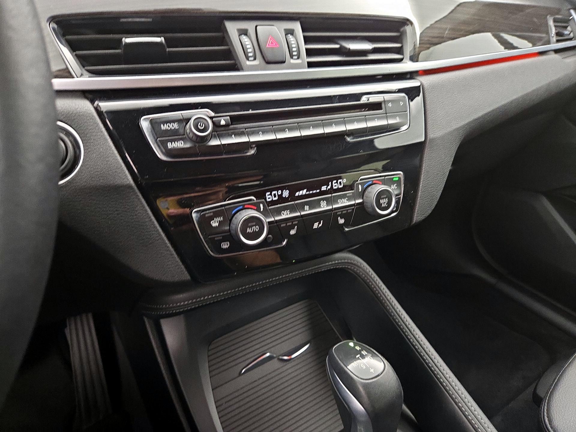 Thumbnail: 2018 BMW X1 - 17