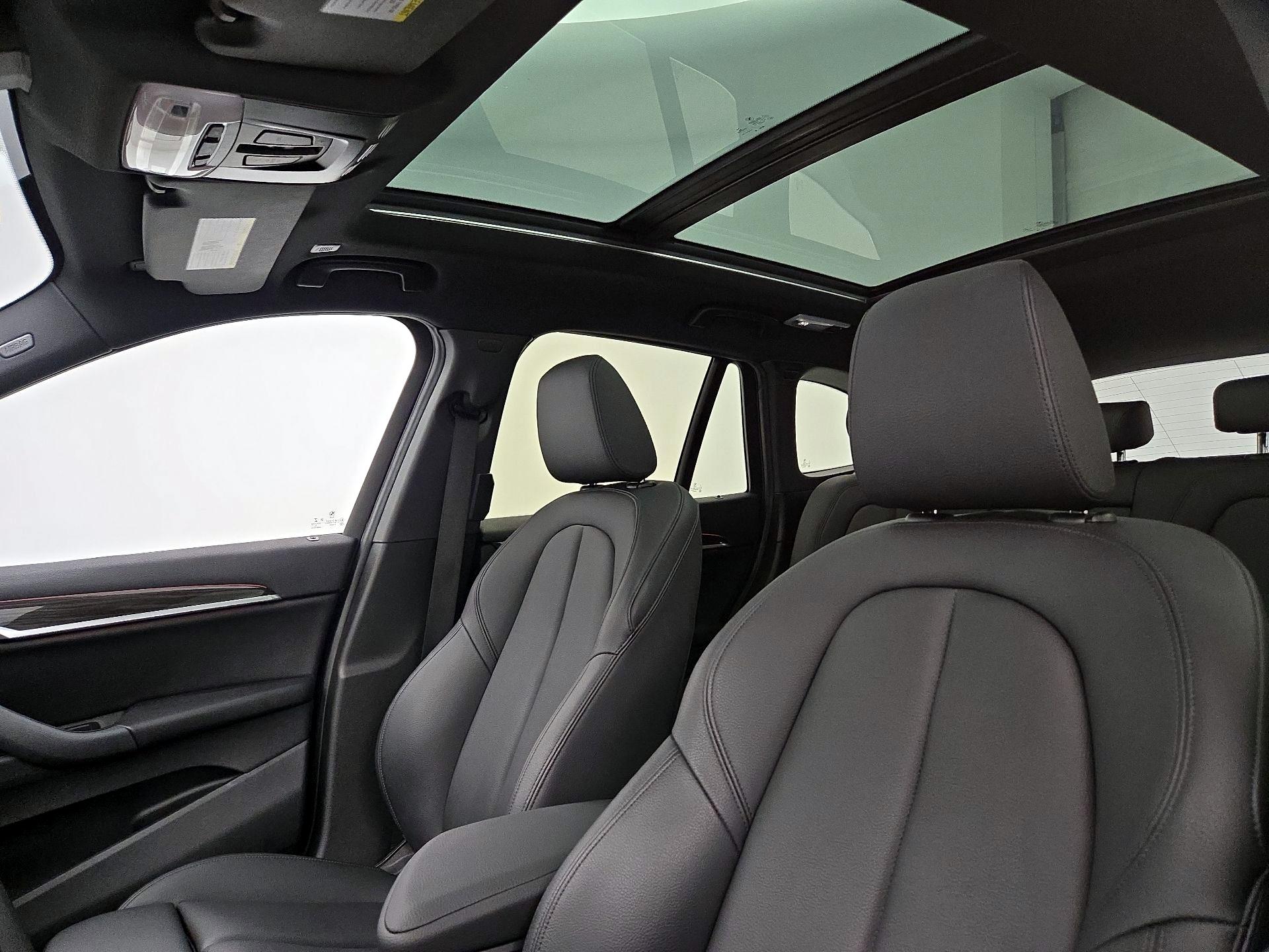 Thumbnail: 2018 BMW X1 - 20