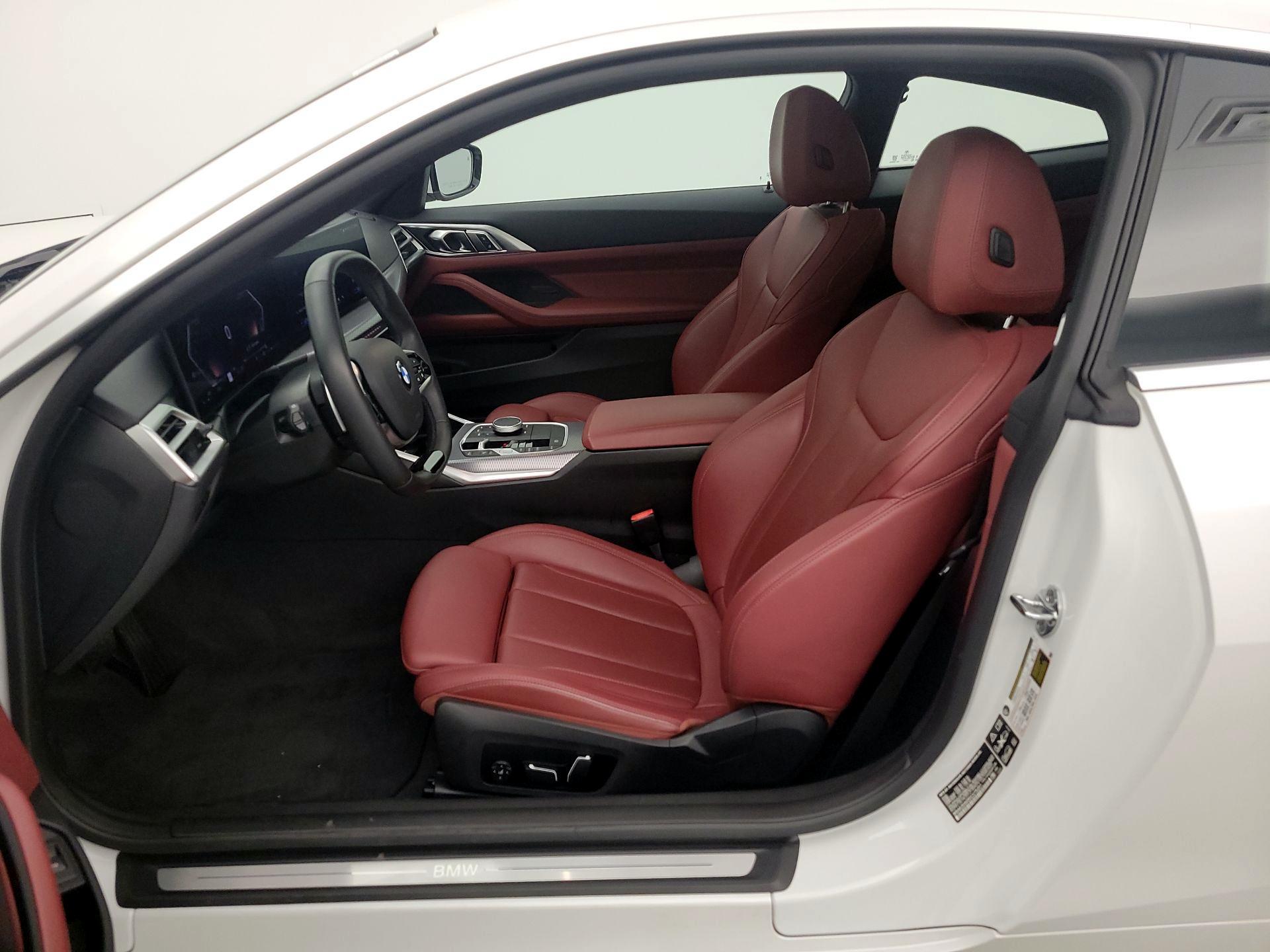 Thumbnail: 2025 BMW 4 Series - 11