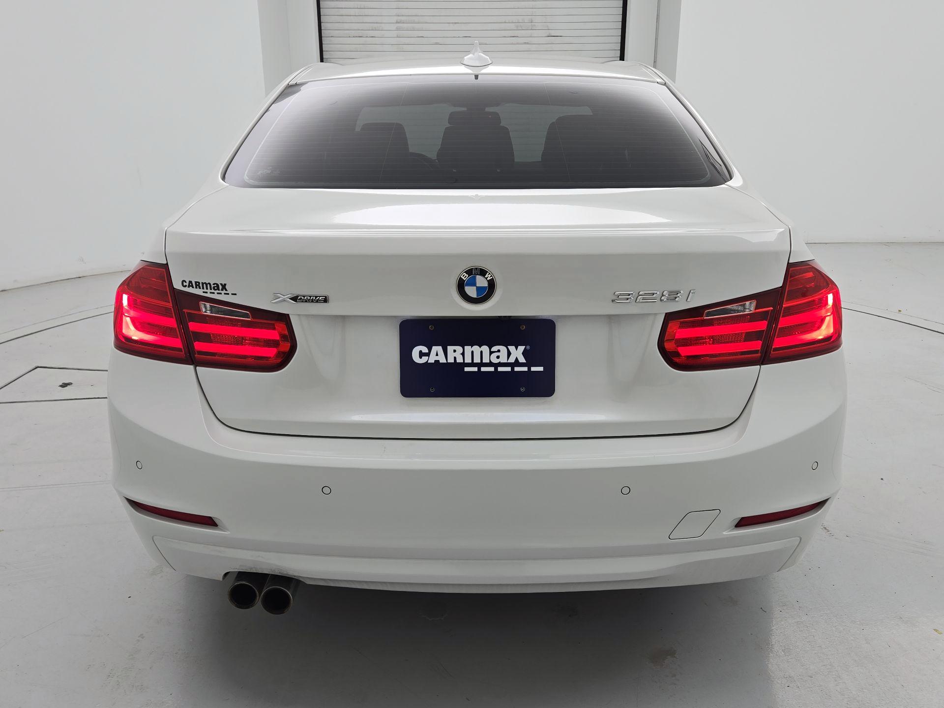 Thumbnail: 2015 BMW 3 Series - 6