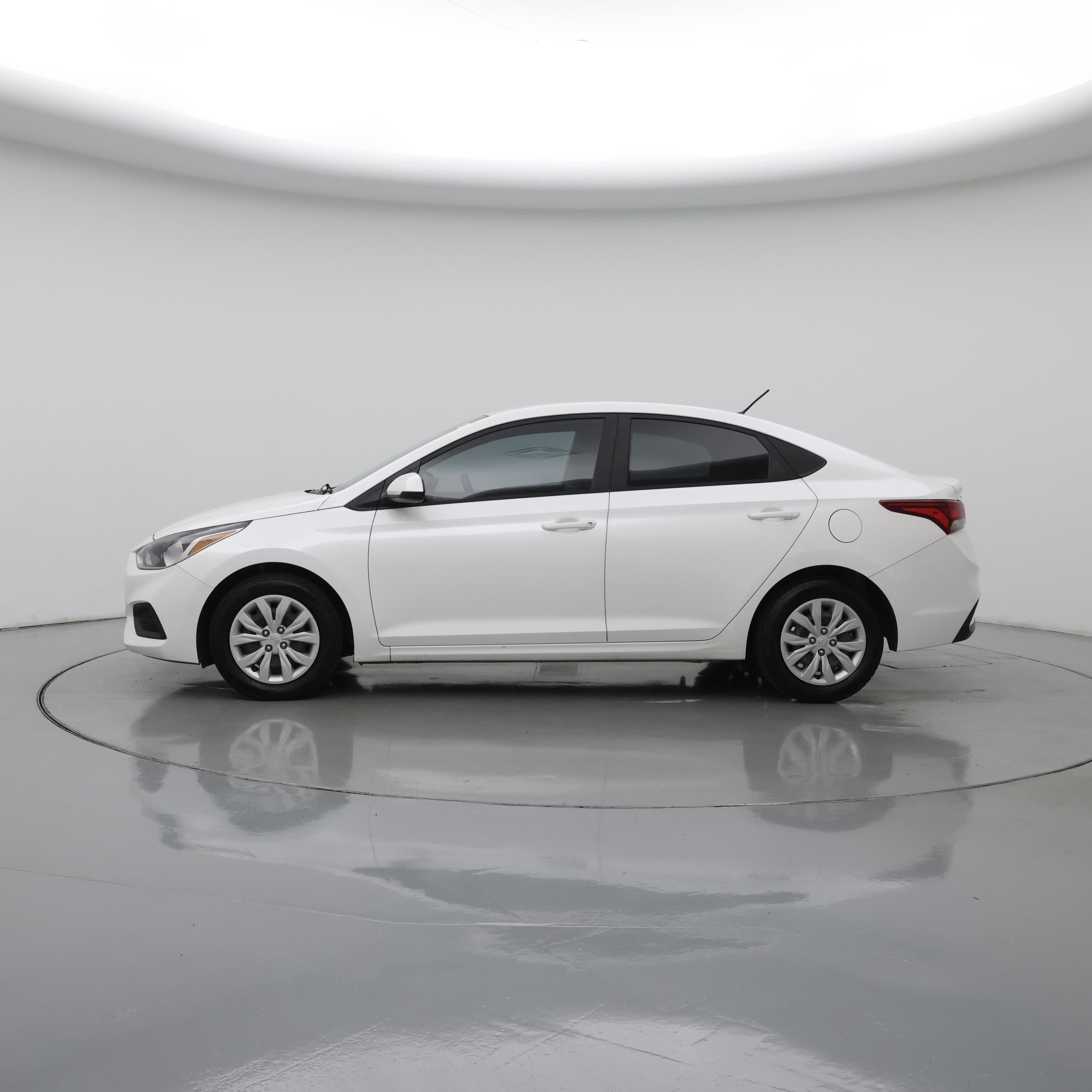 Thumbnail: 2020 Hyundai Accent - 3