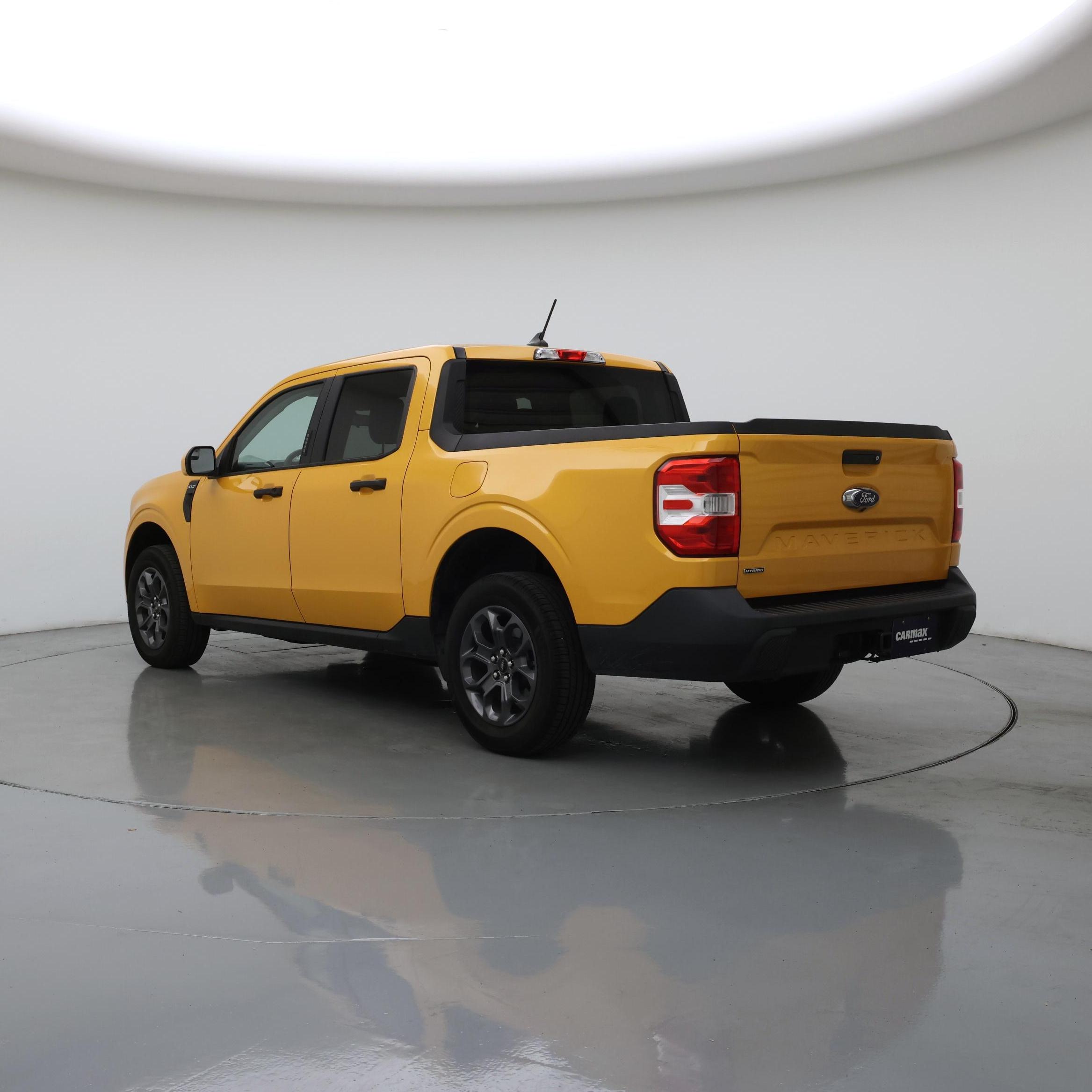 Thumbnail: 2022 Ford Maverick - 2