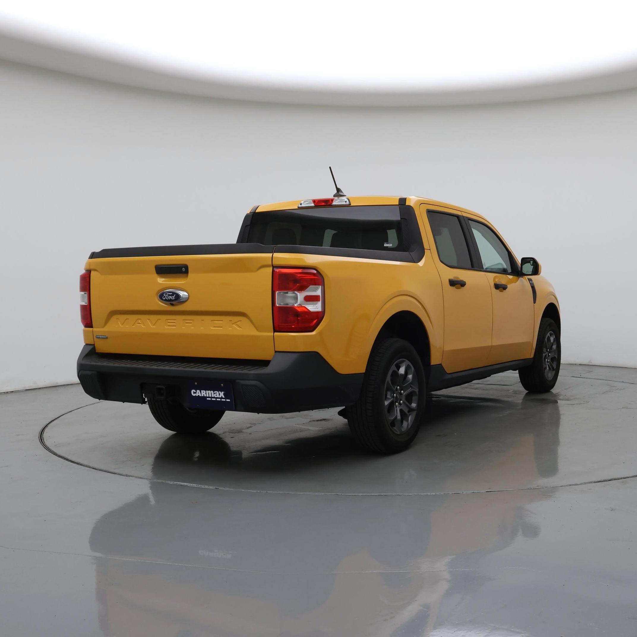 Thumbnail: 2022 Ford Maverick - 8