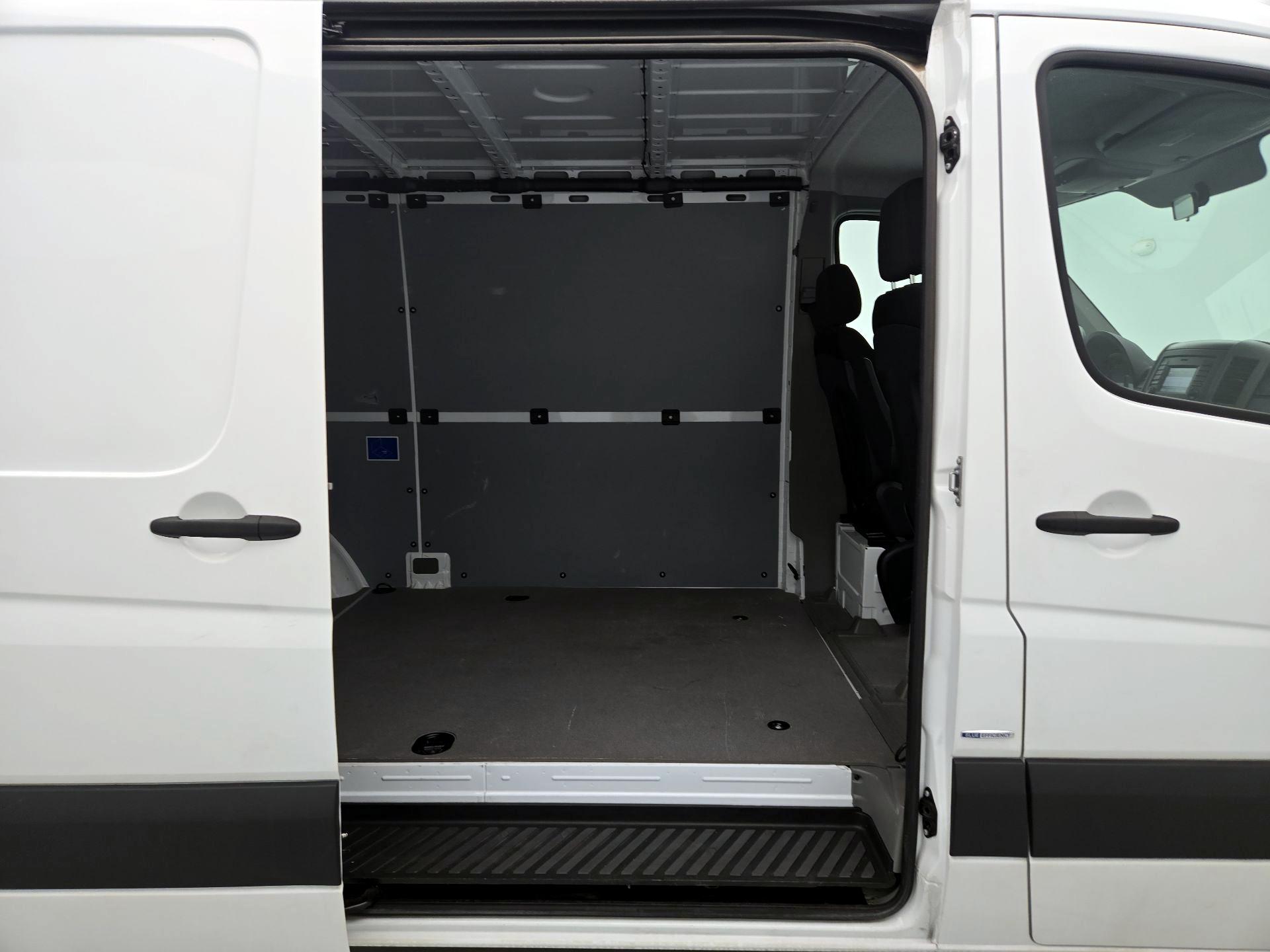 Thumbnail: 2016 Mercedes-Benz Sprinter - 19