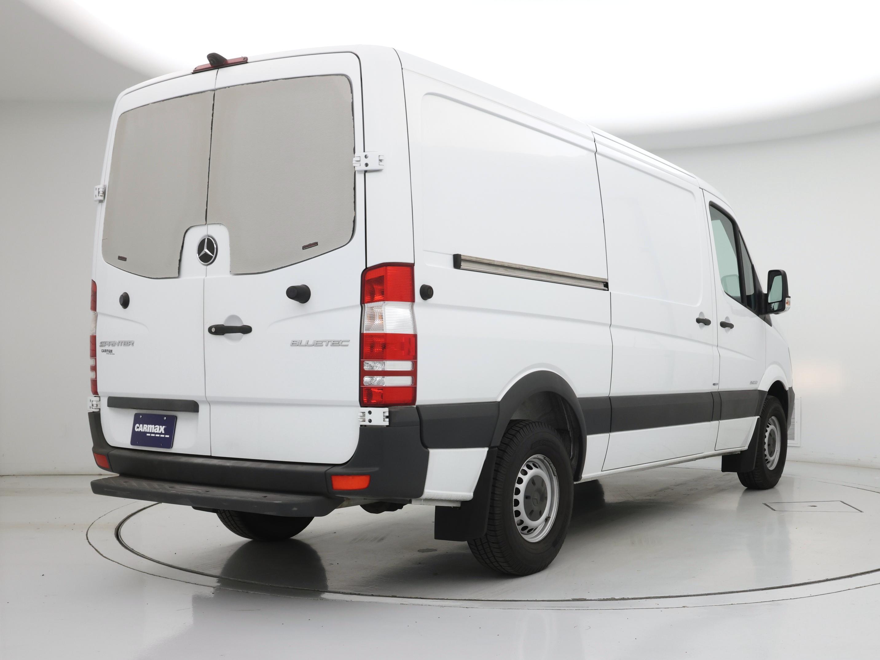 Thumbnail: 2016 Mercedes-Benz Sprinter - 8