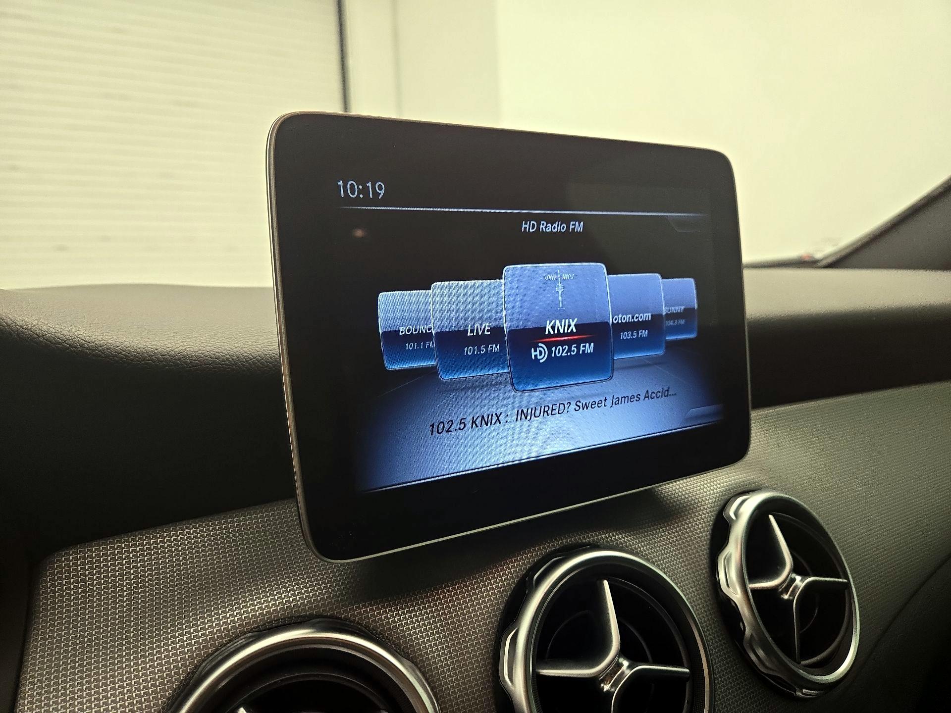 Thumbnail: 2020 Mercedes-Benz GLA - 15