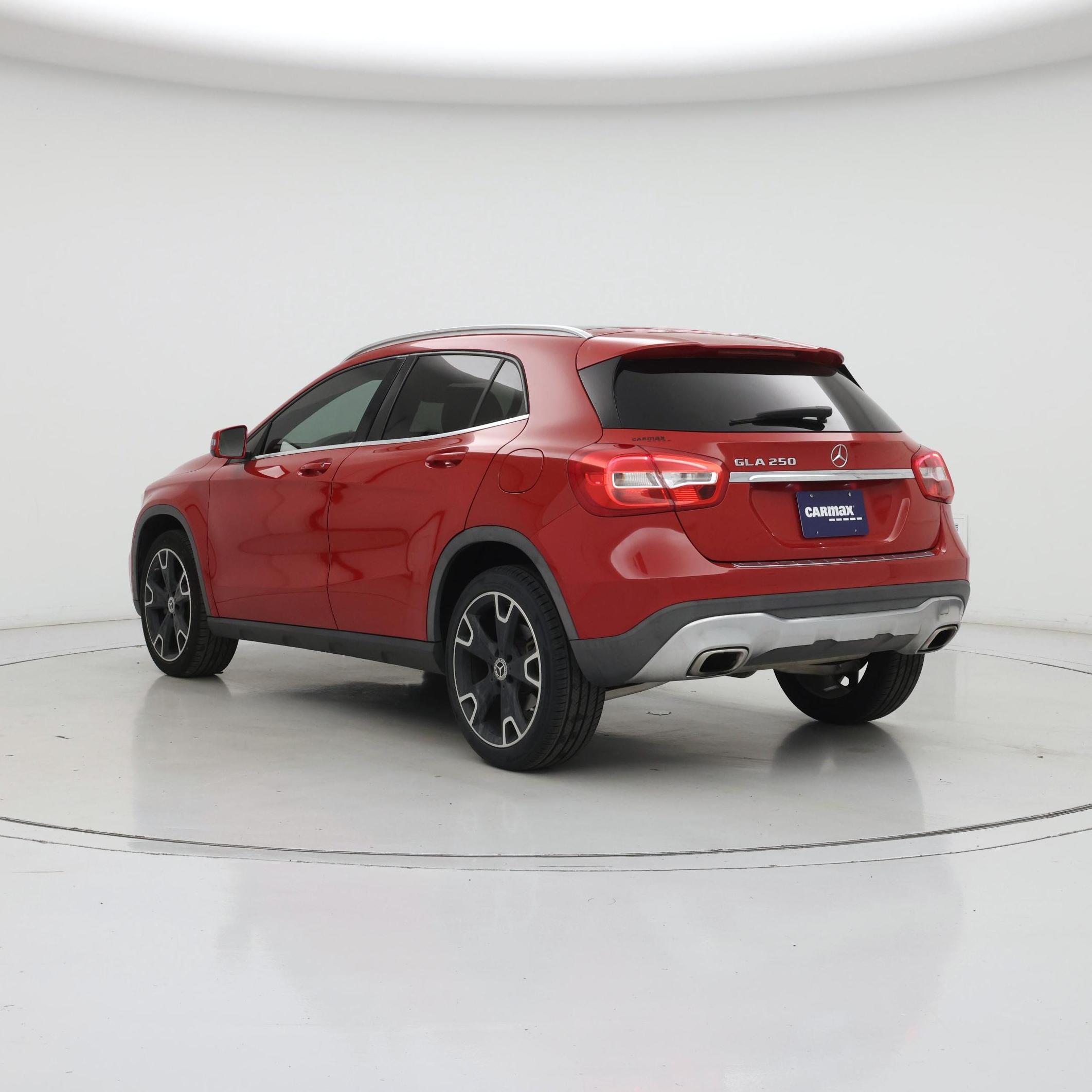 Thumbnail: 2020 Mercedes-Benz GLA - 2