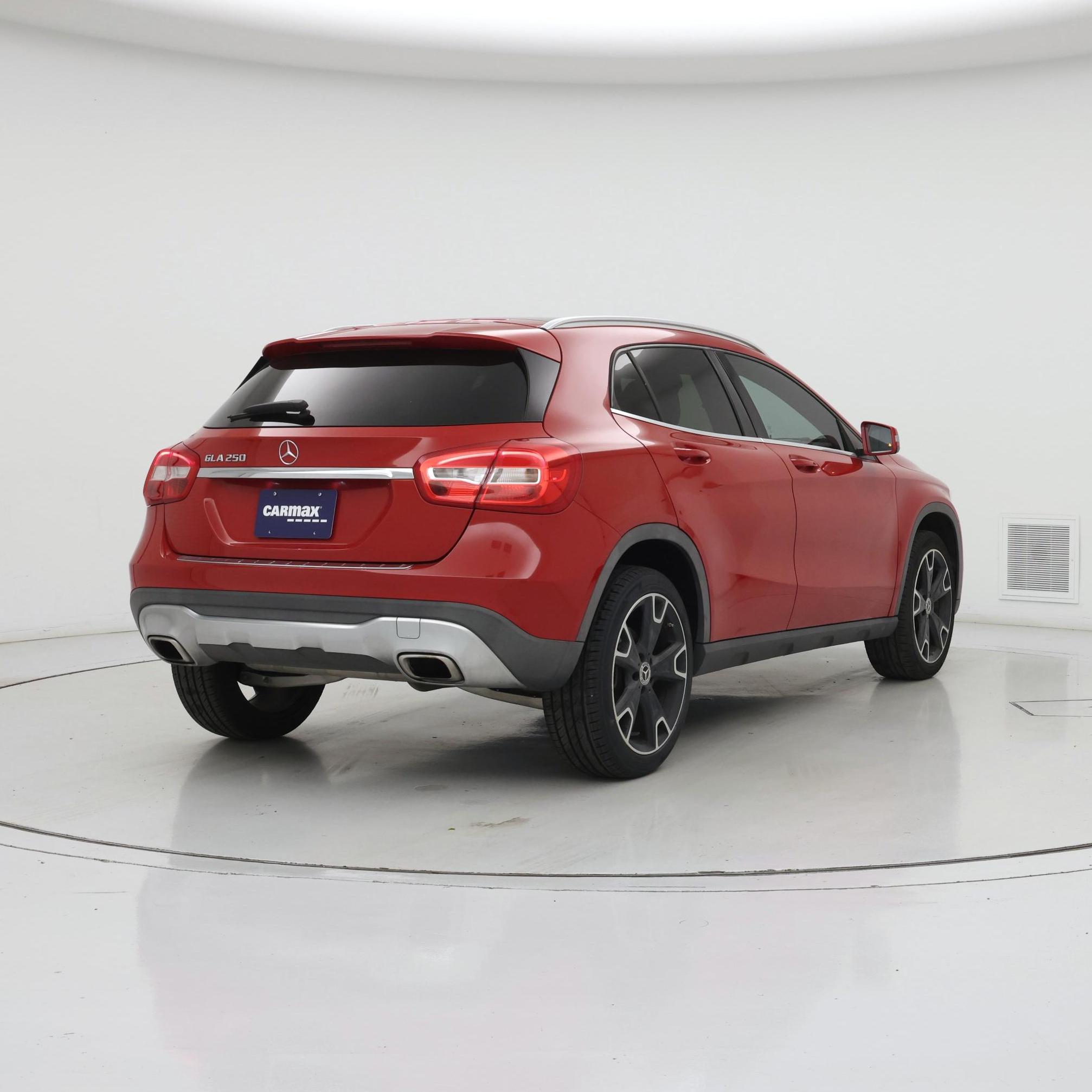 Thumbnail: 2020 Mercedes-Benz GLA - 8