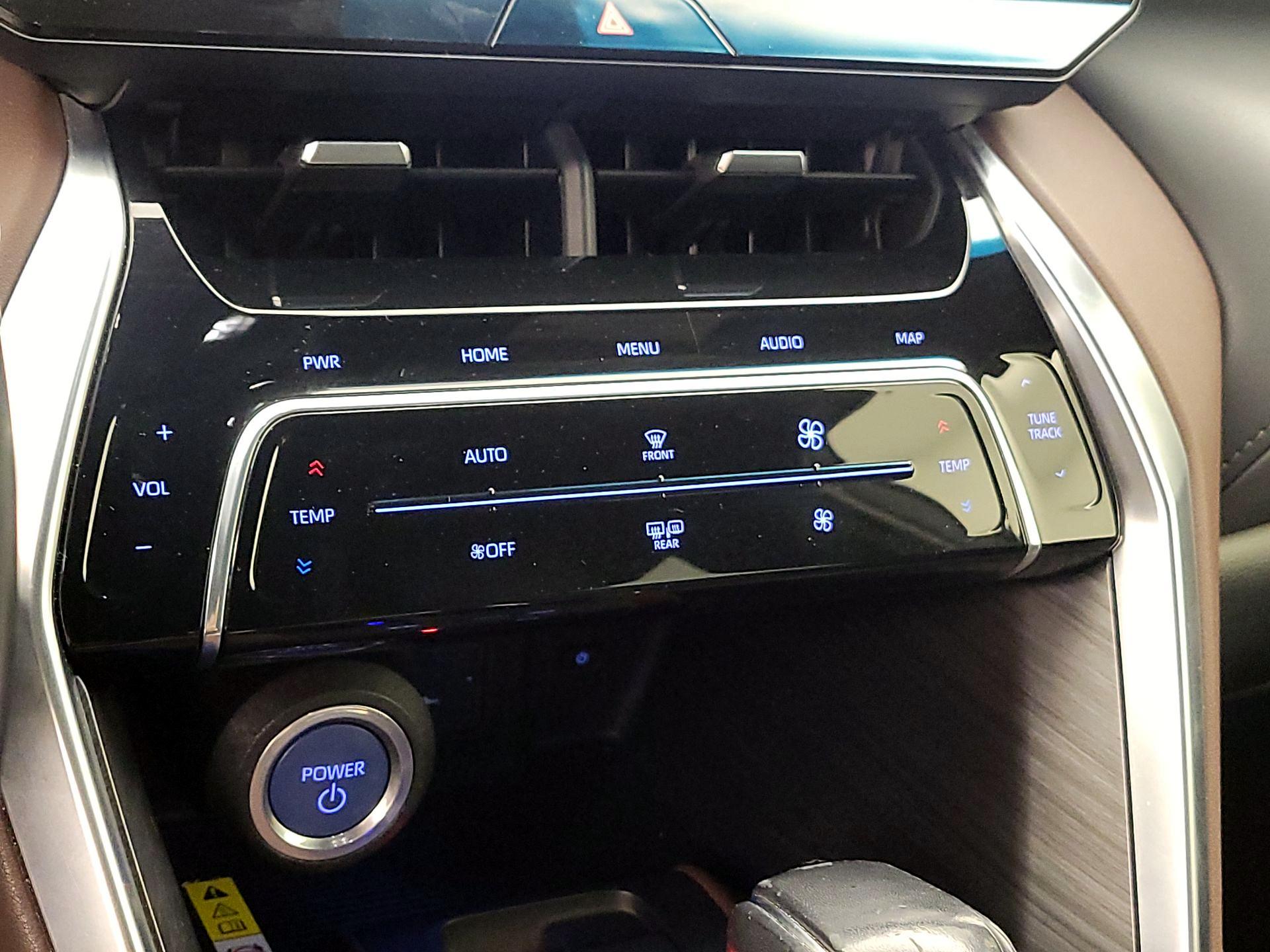 Thumbnail: 2021 Toyota Venza - 17