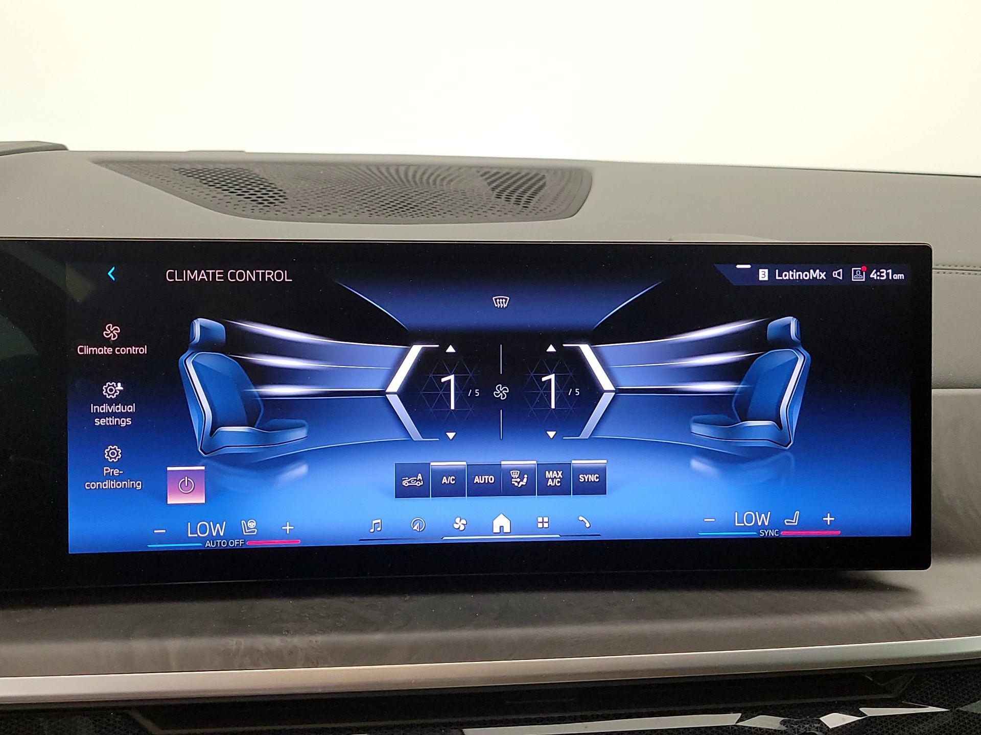 Thumbnail: 2024 BMW X5 - 17