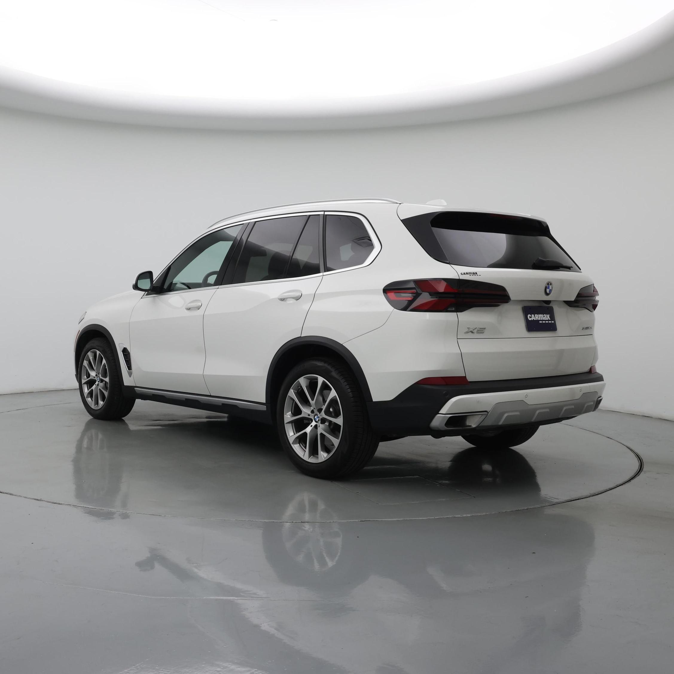 Thumbnail: 2024 BMW X5 - 2