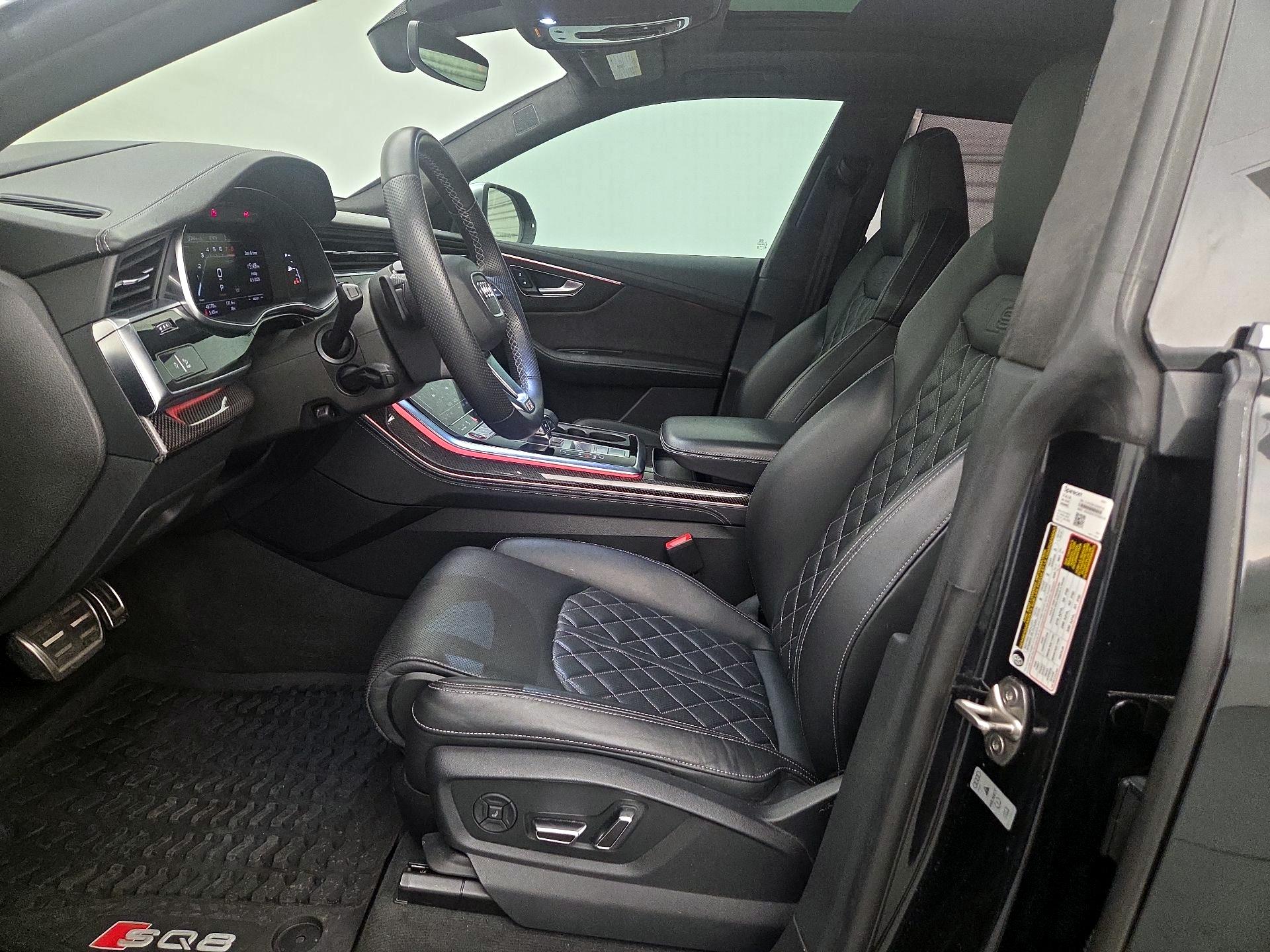 Thumbnail: 2022 Audi SQ8 - 11