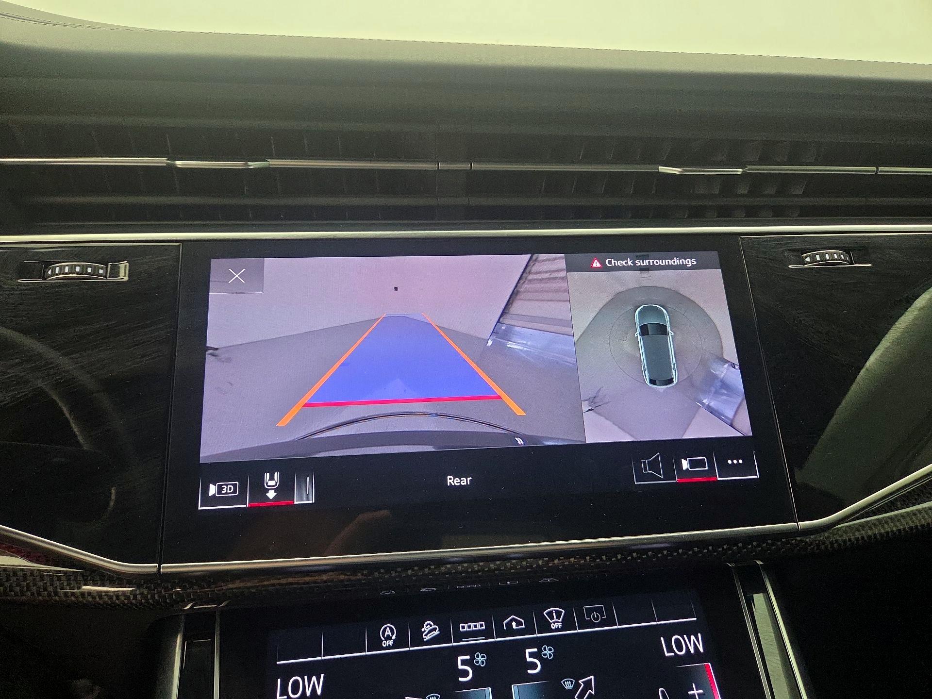 Thumbnail: 2022 Audi SQ8 - 15