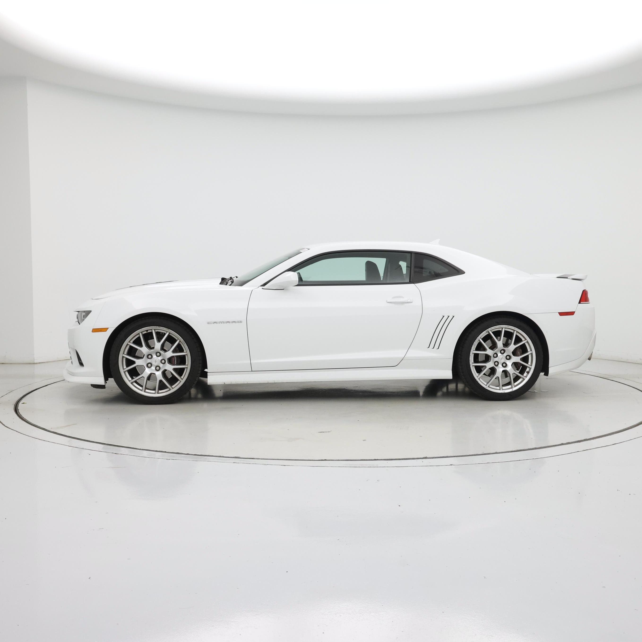 Thumbnail: 2014 Chevrolet Camaro - 3