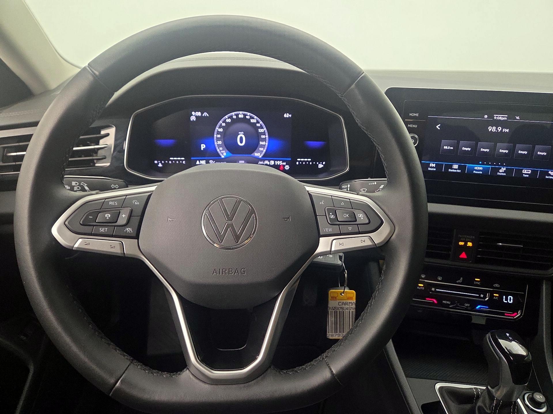 Thumbnail: 2025 Volkswagen Jetta - 10